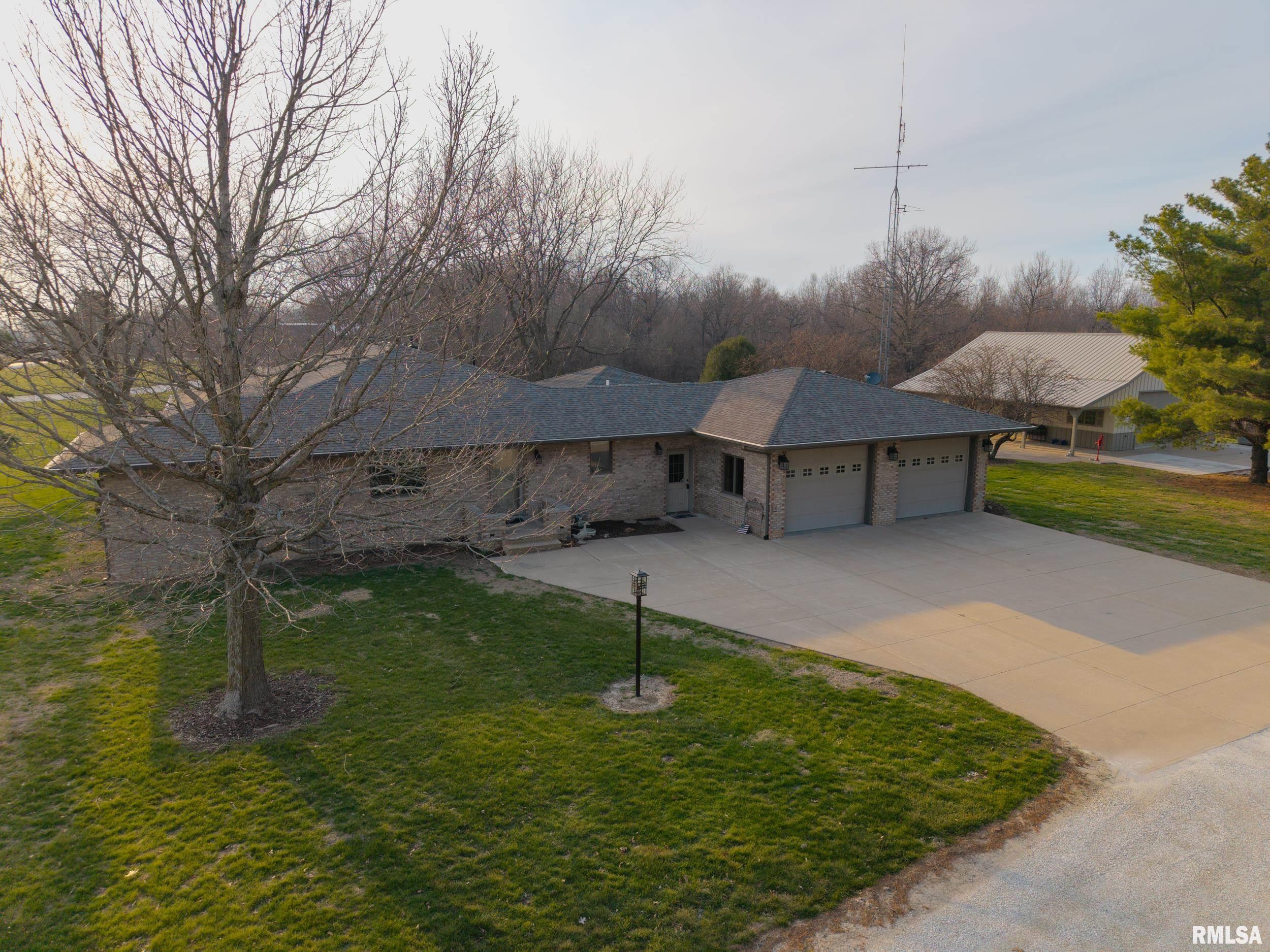 868 E County Highway 3 Highway — photo