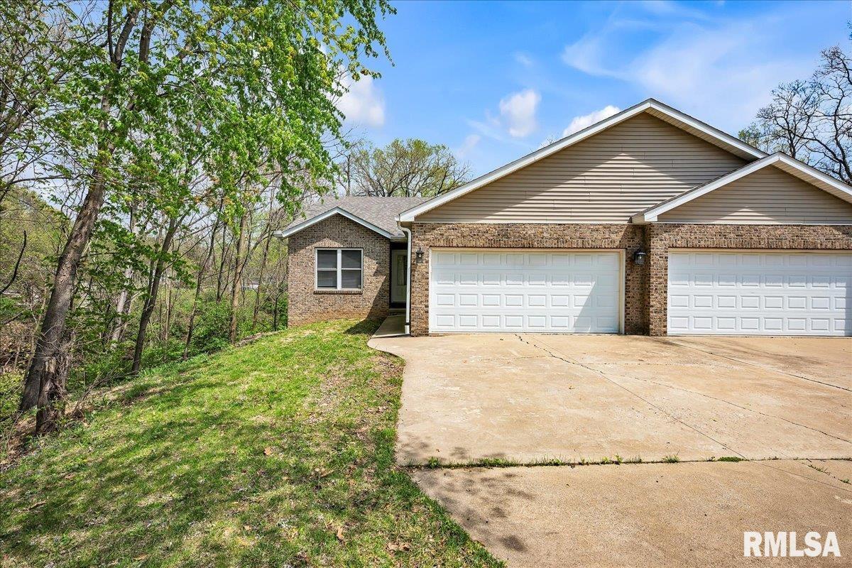 5213 W Vale Court — photo