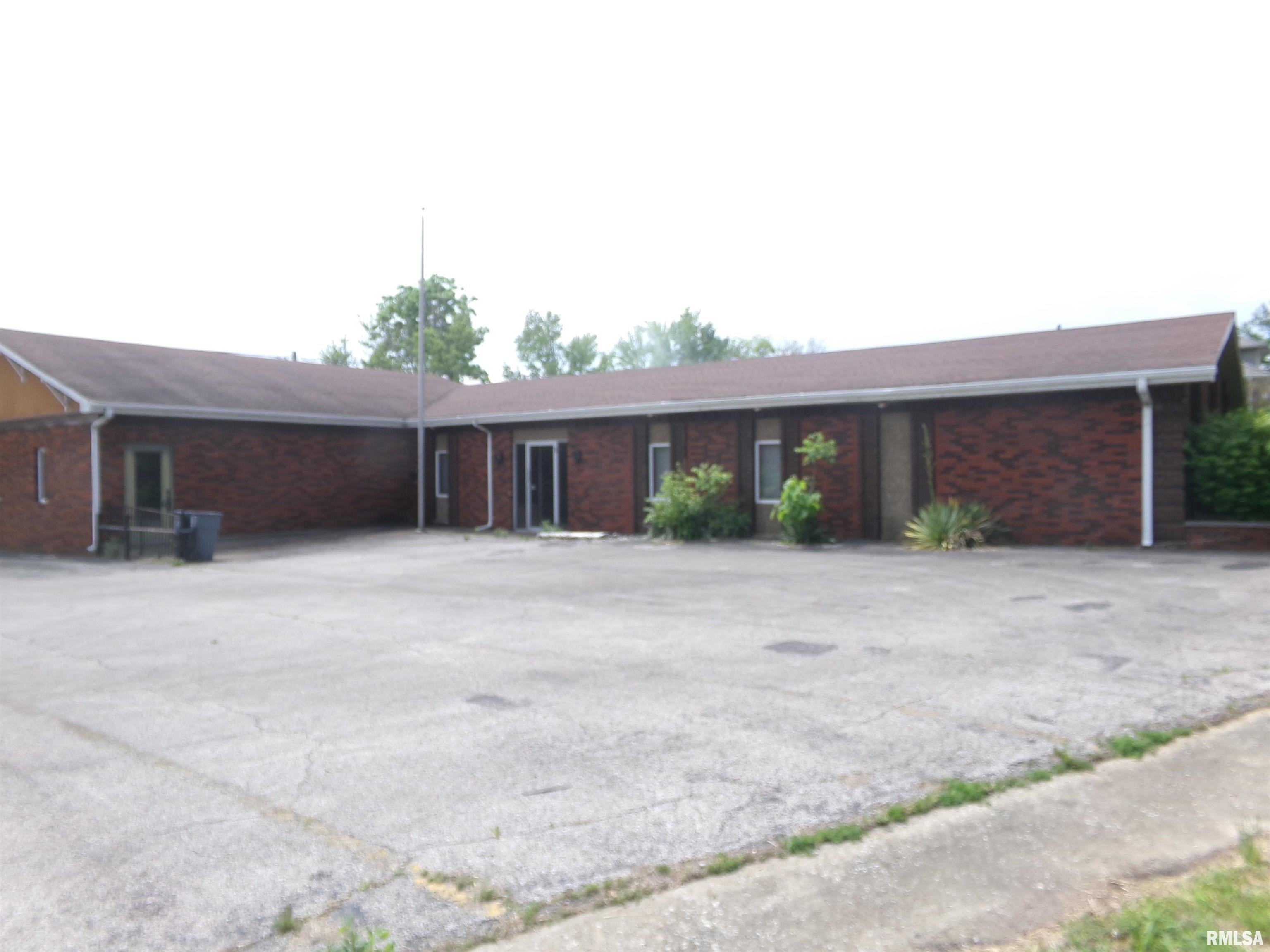 1810 E Main Street — photo