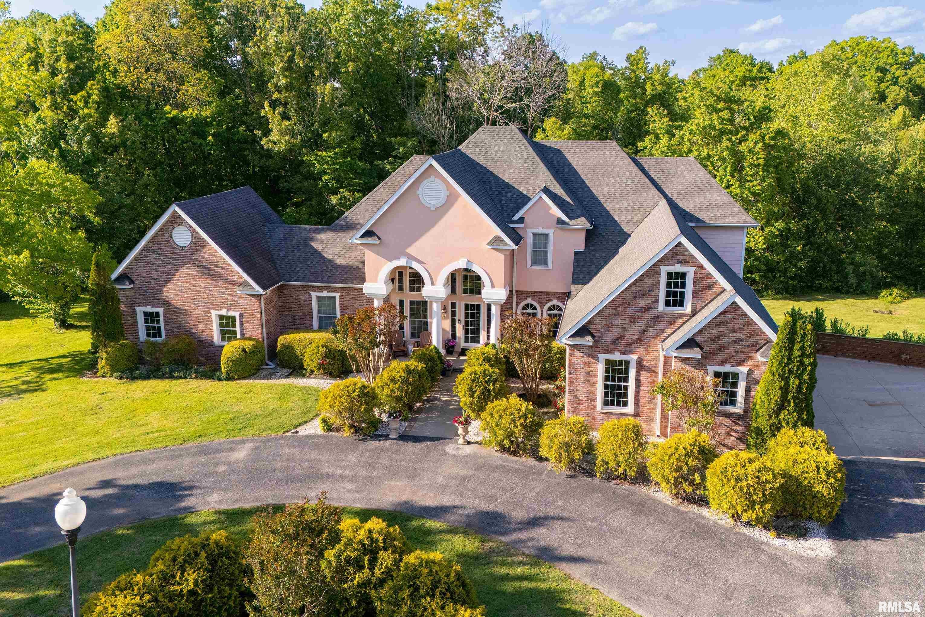 213 Stone Lake Drive — photo