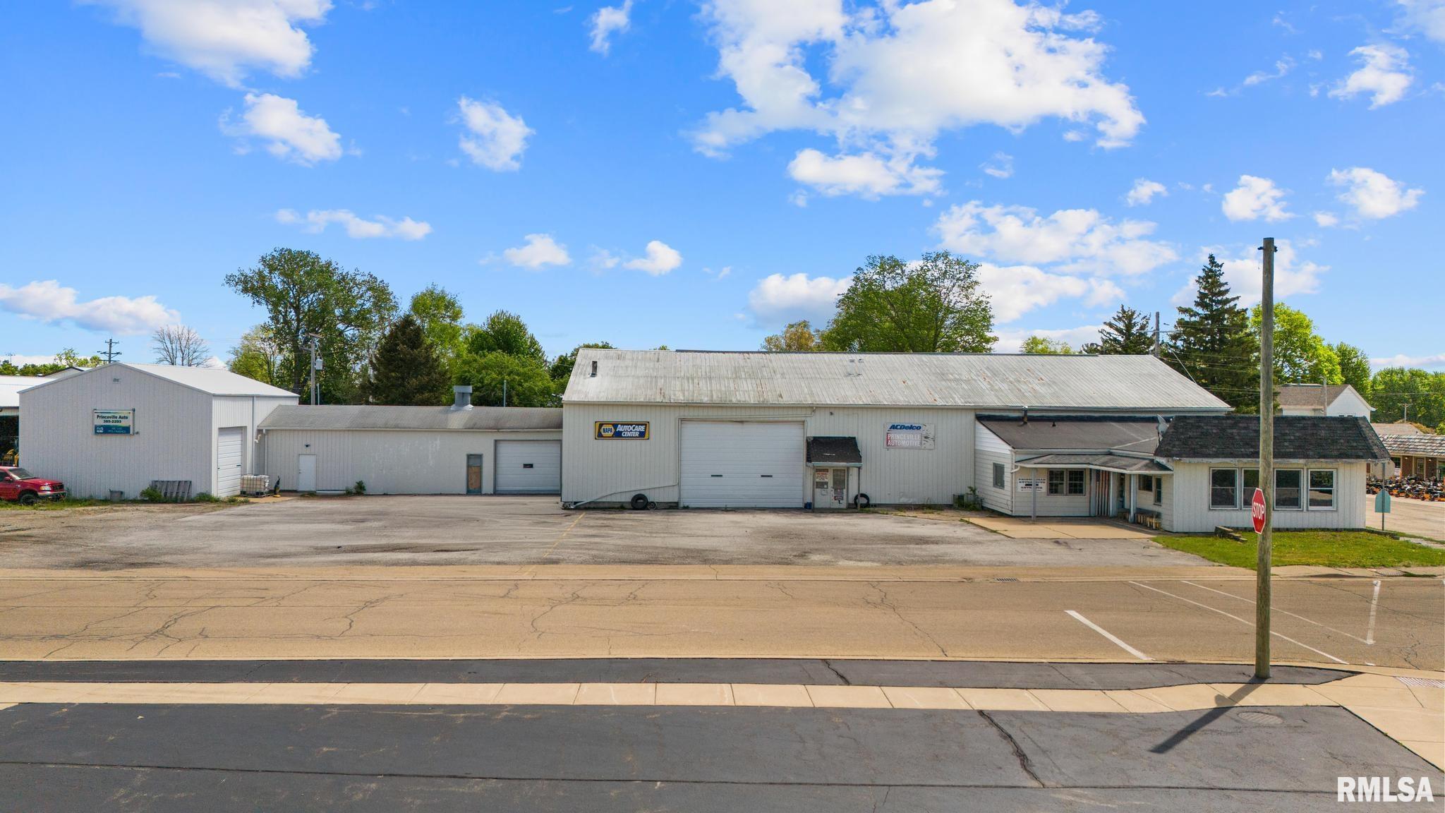 316 E Main Street — photo