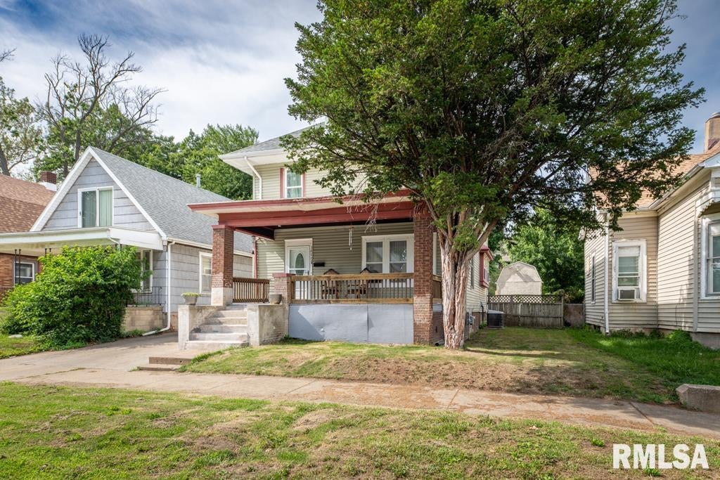 1805 W Fredonia Avenue — photo