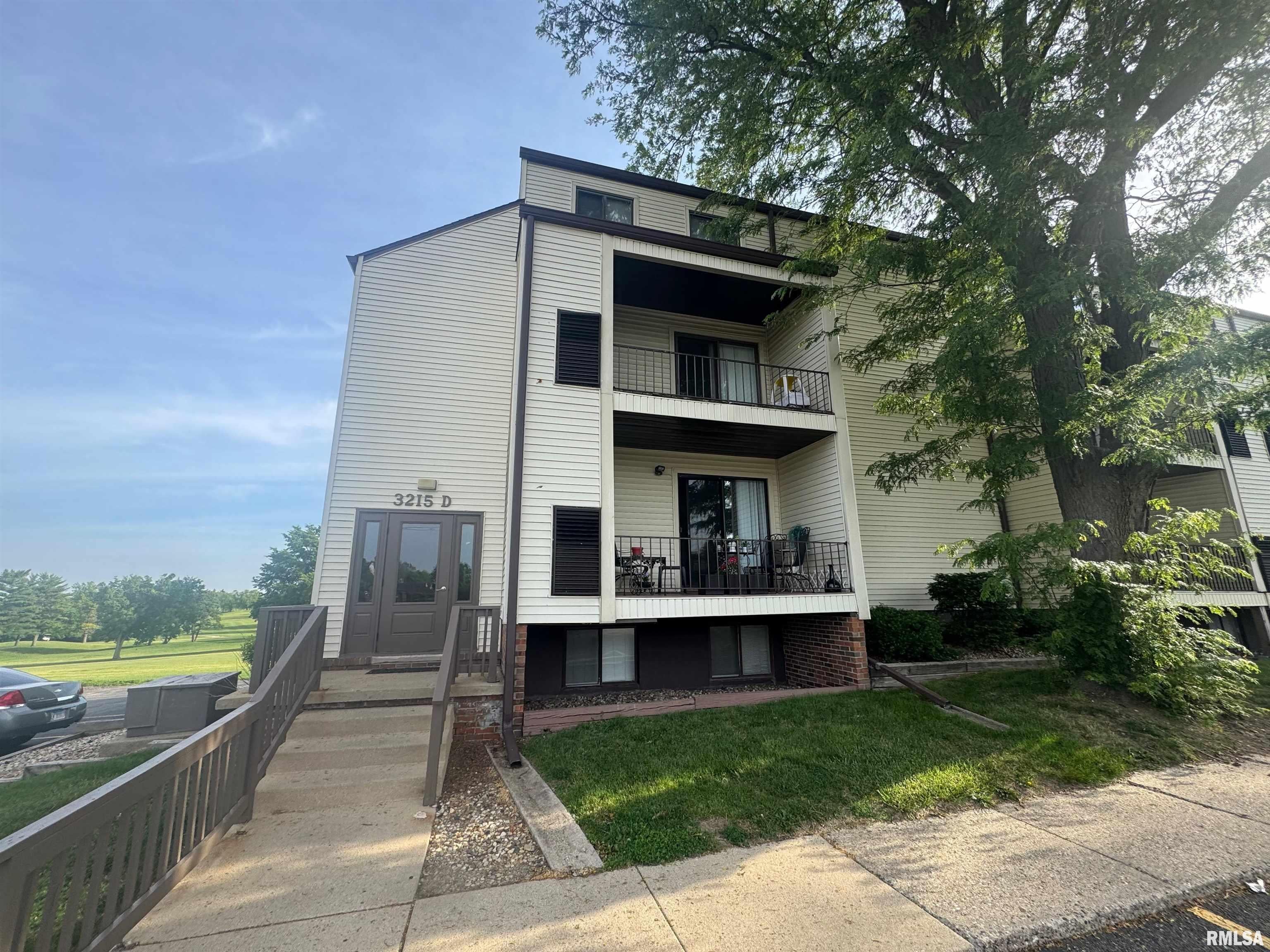 3215 W Willow Knolls Road 93D — photo