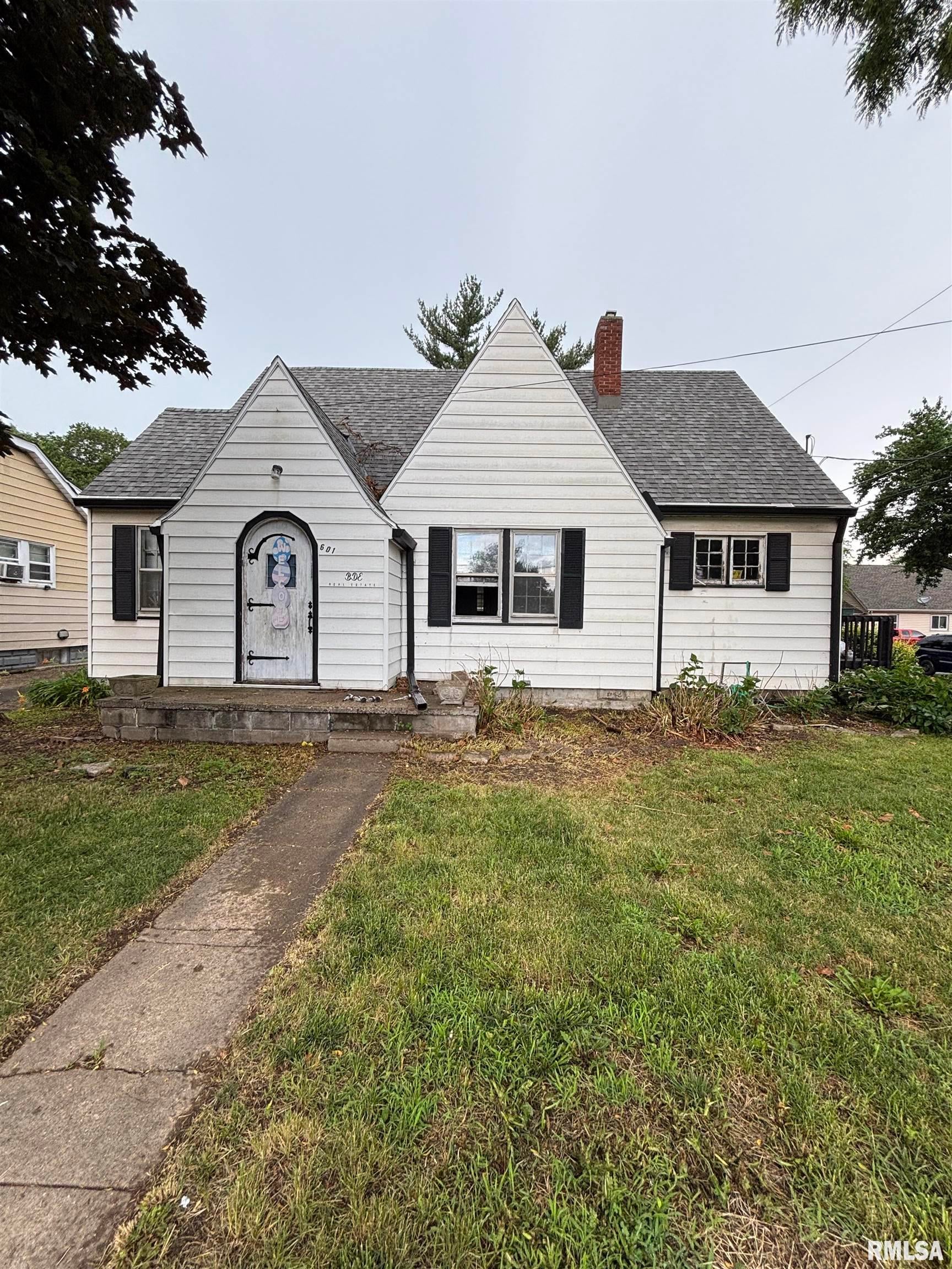 601 W Garfield Avenue — photo