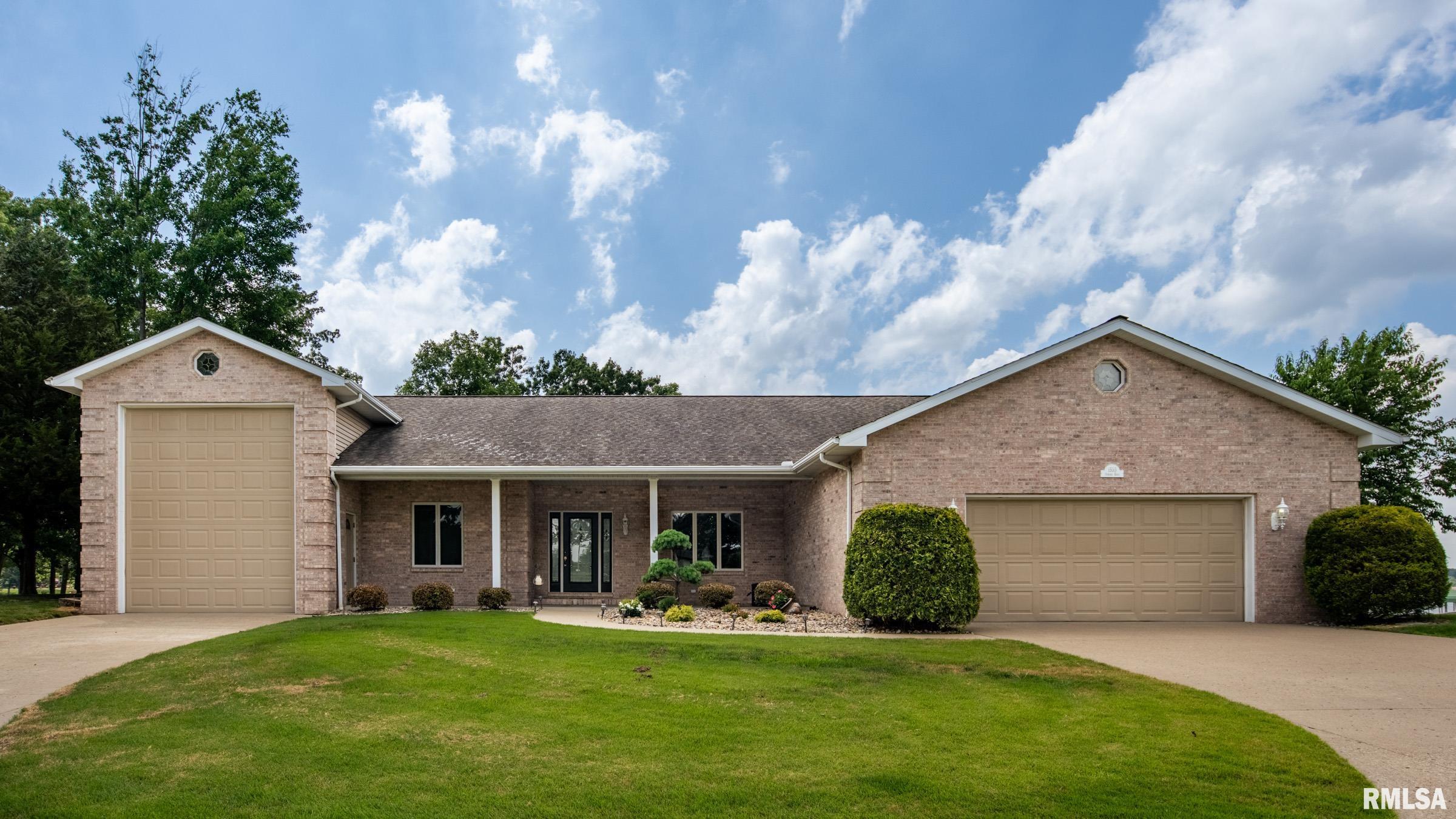 1535 Howard Road — photo