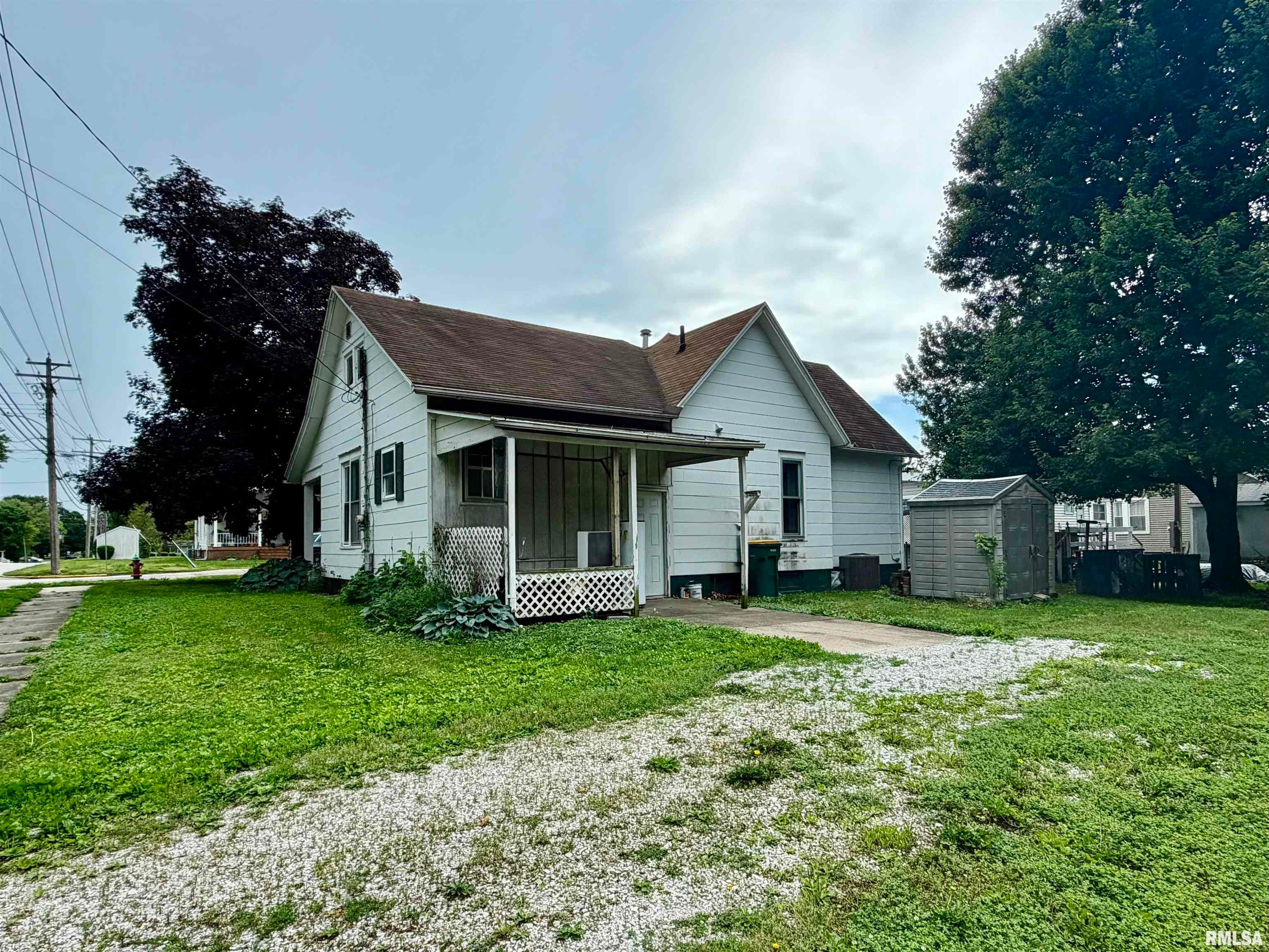 332 E Summit Street — photo