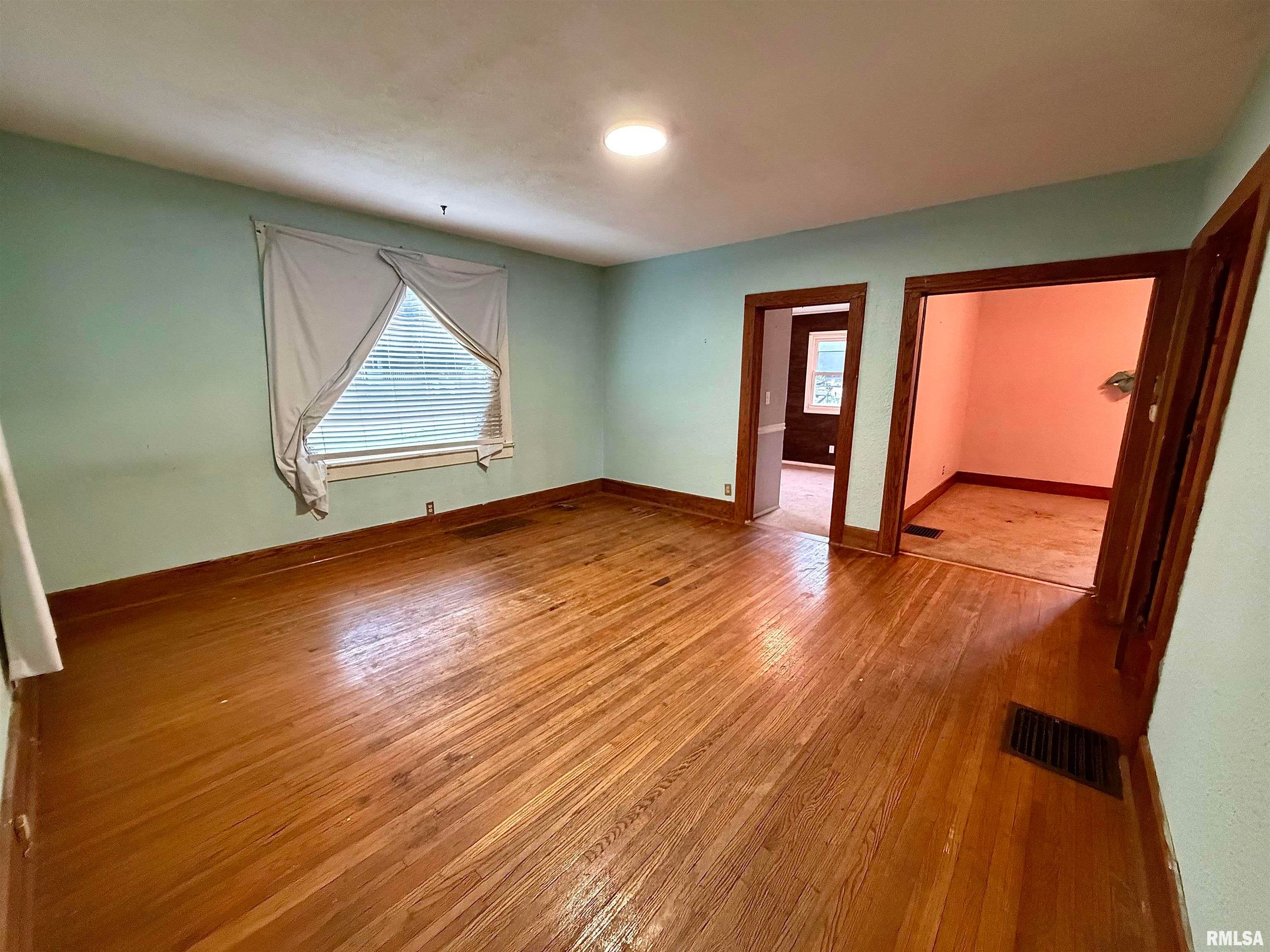 332 E SUMMIT Street, Macomb, IL 61455 — photo 3