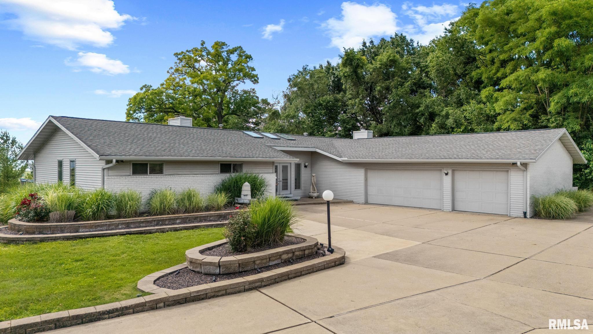 1117 N Hoppe Lane — photo