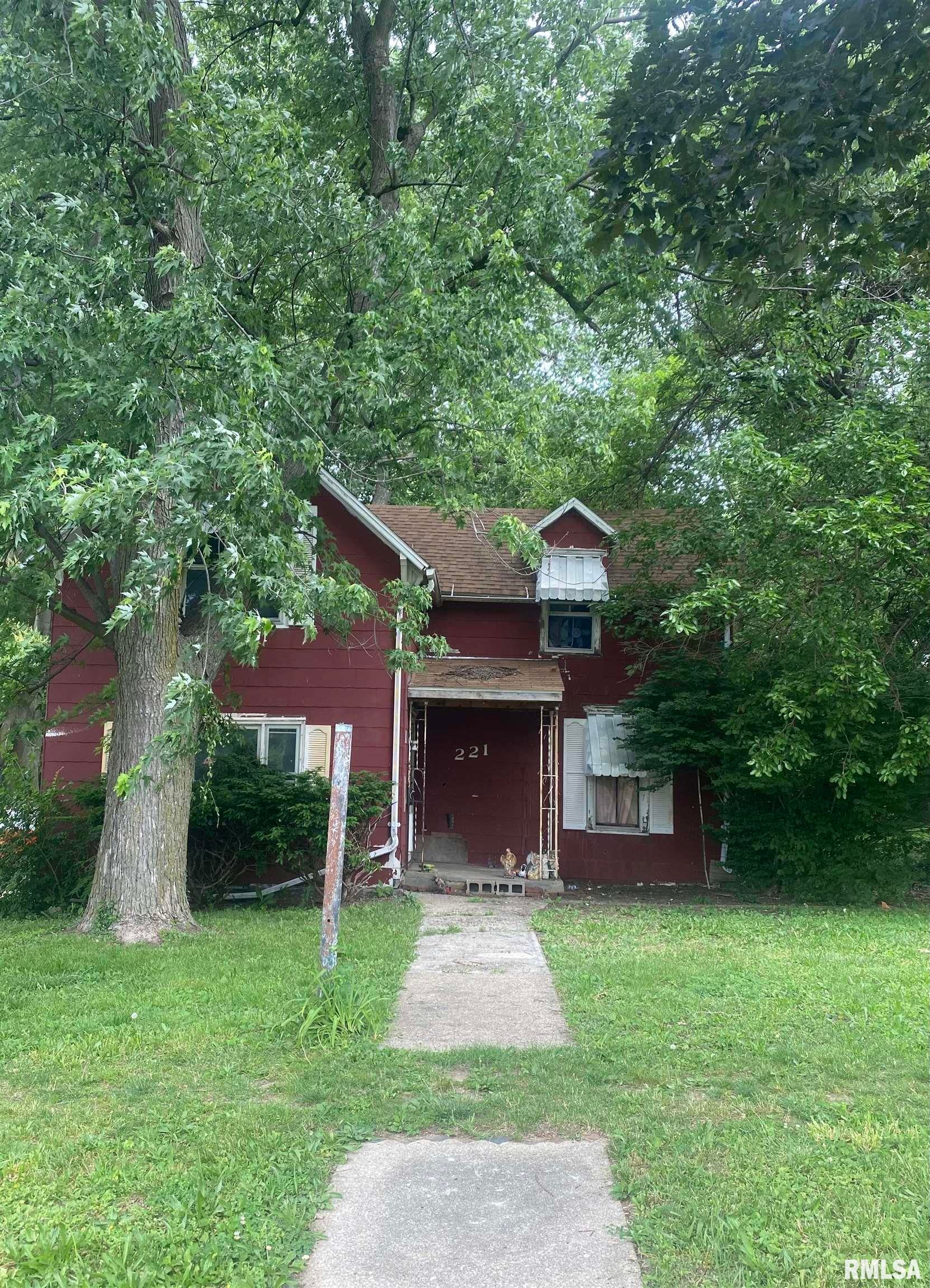 221 W Pine Street — photo