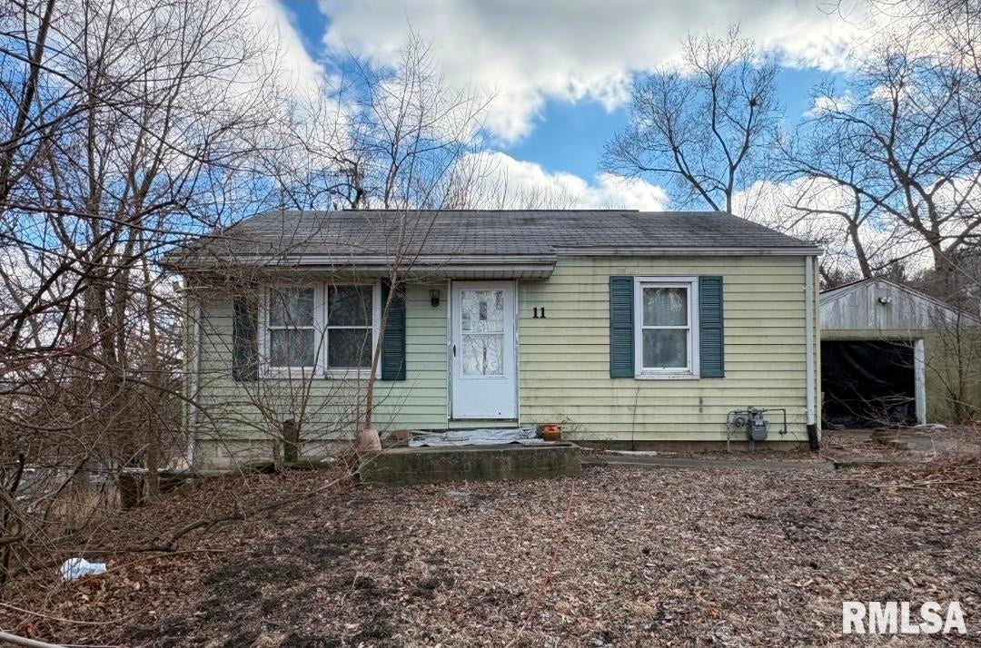 11 McClure Court — photo