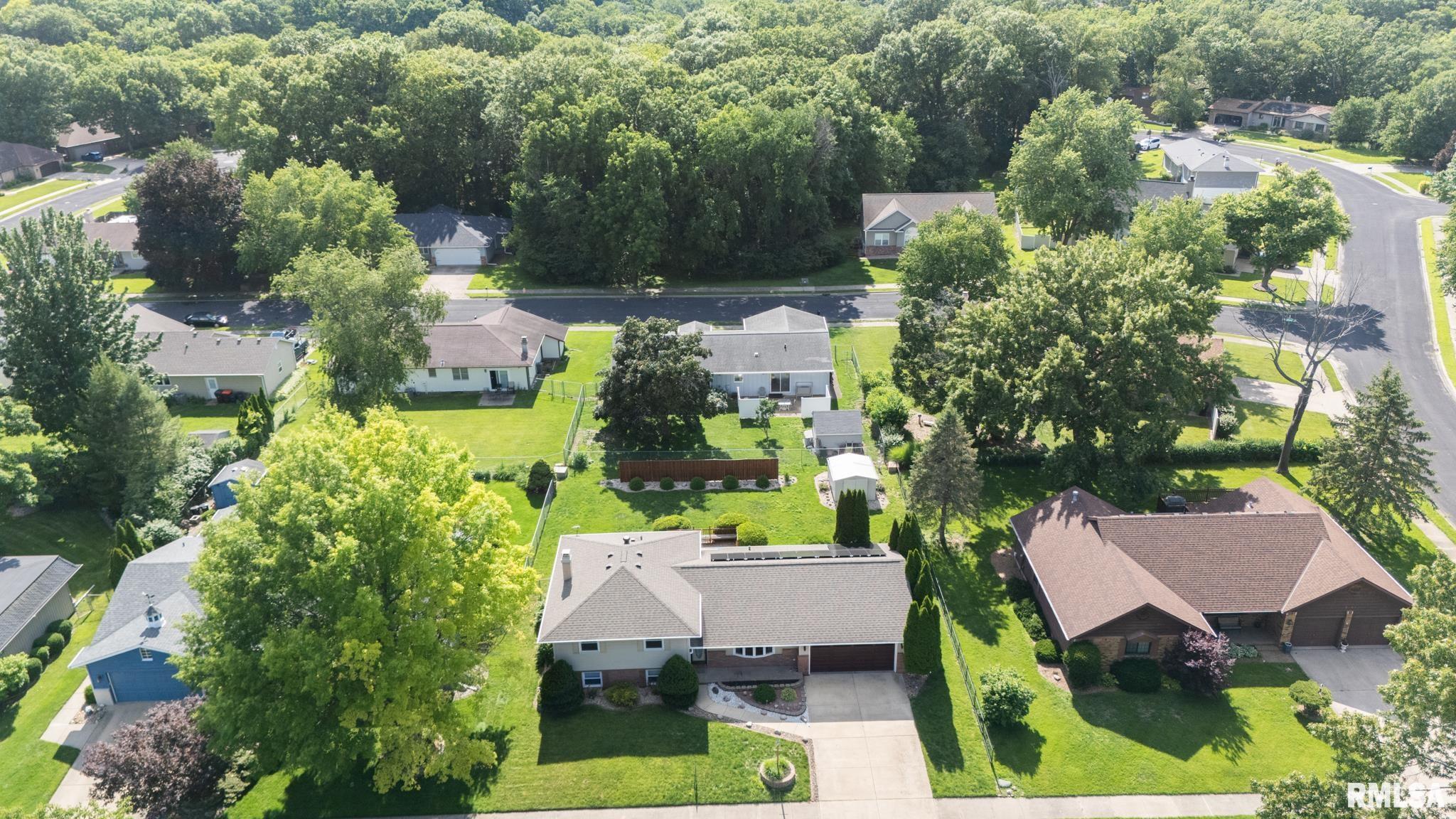 2721 N RUSTIC RIDGE Drive, Peoria, IL 61604 — photo 2