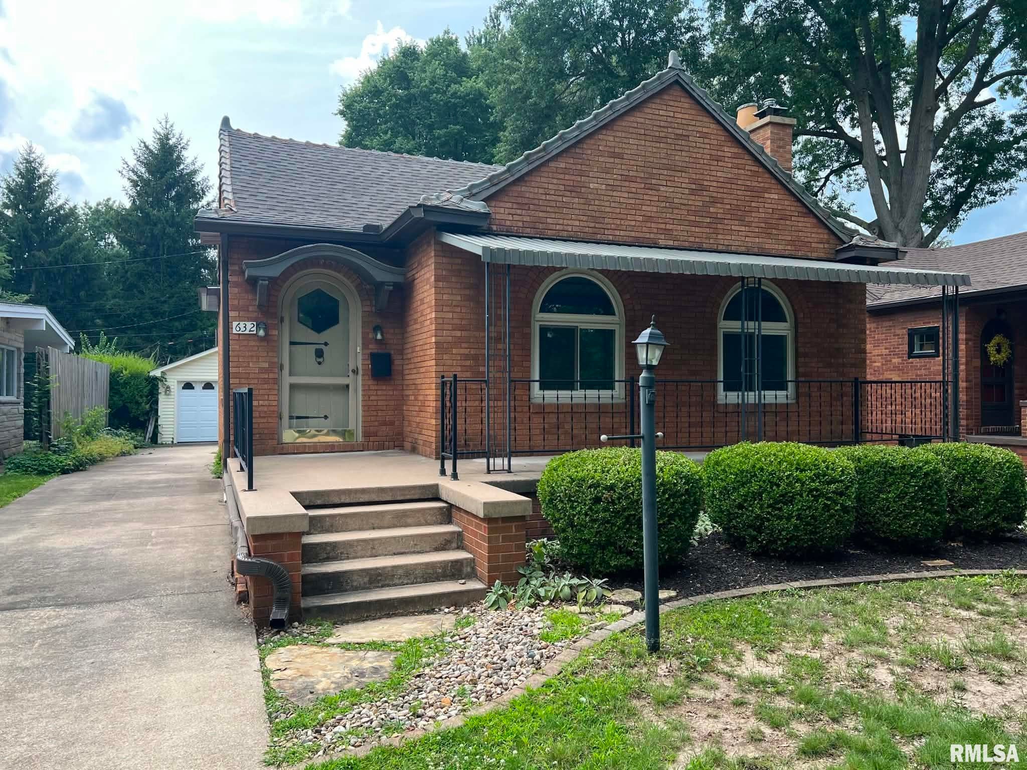 632 Lincoln Drive — photo