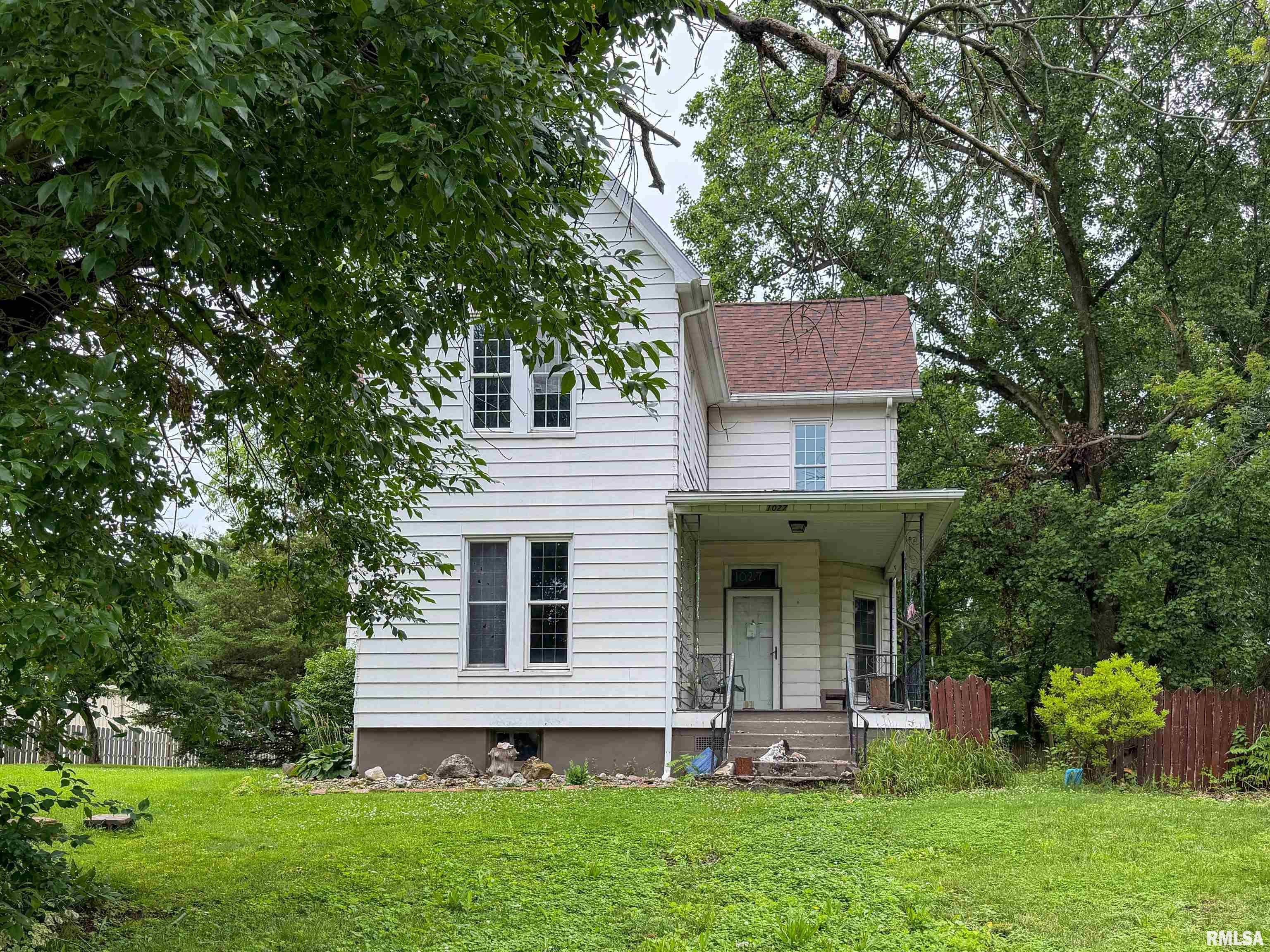 1027 N Main Street — photo