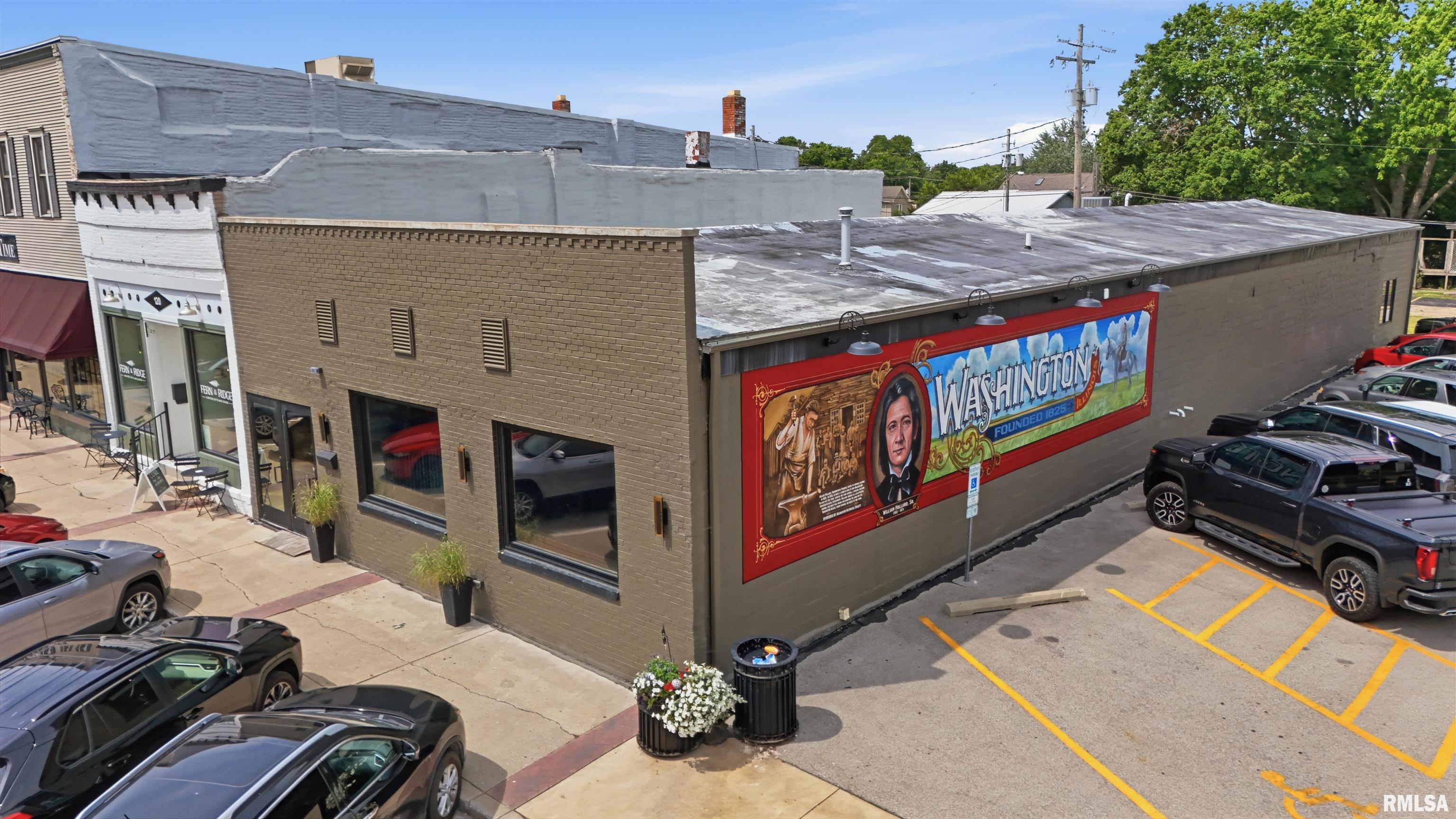 122 N Main Street — photo