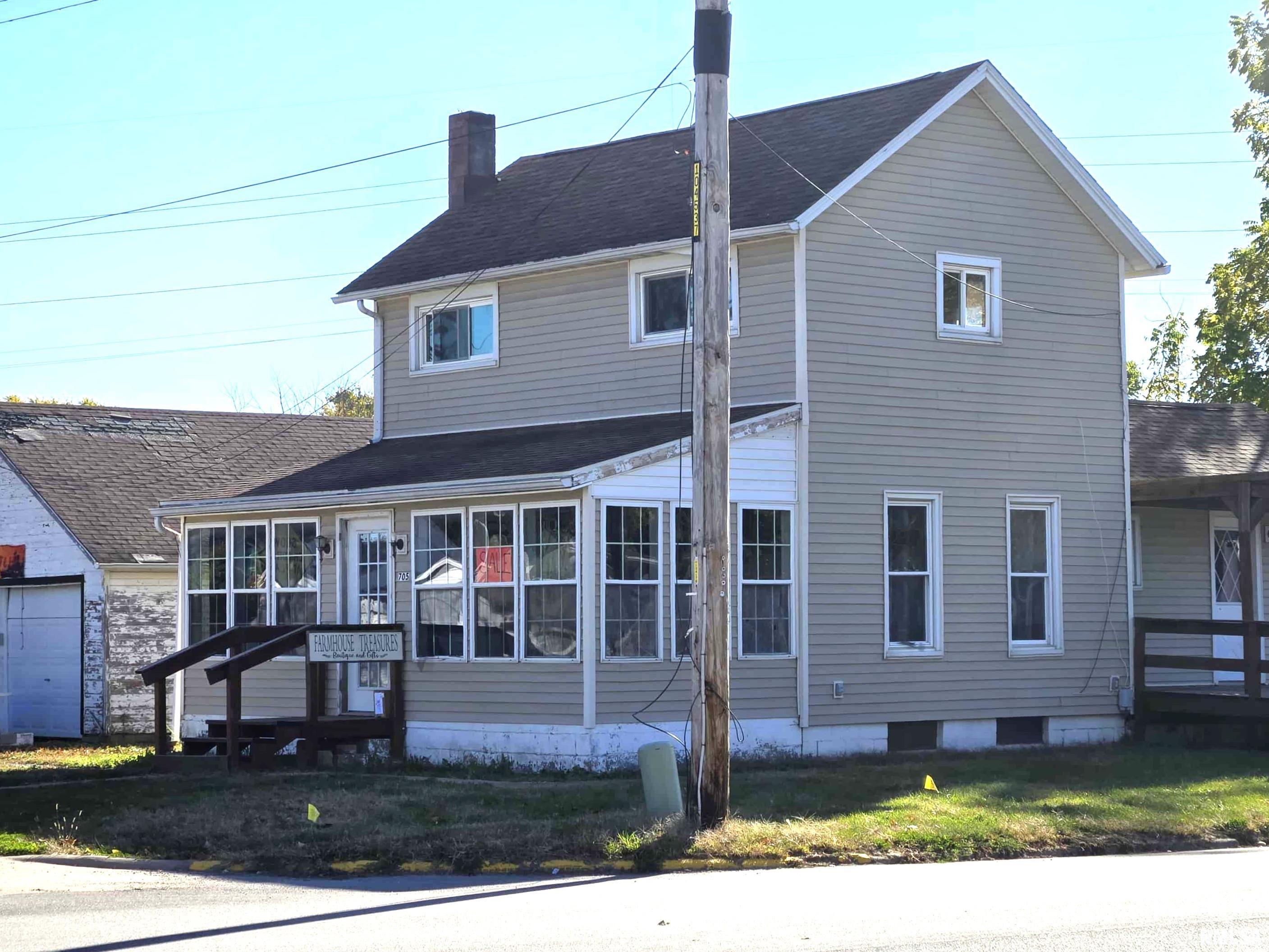 705 S Main Street — photo