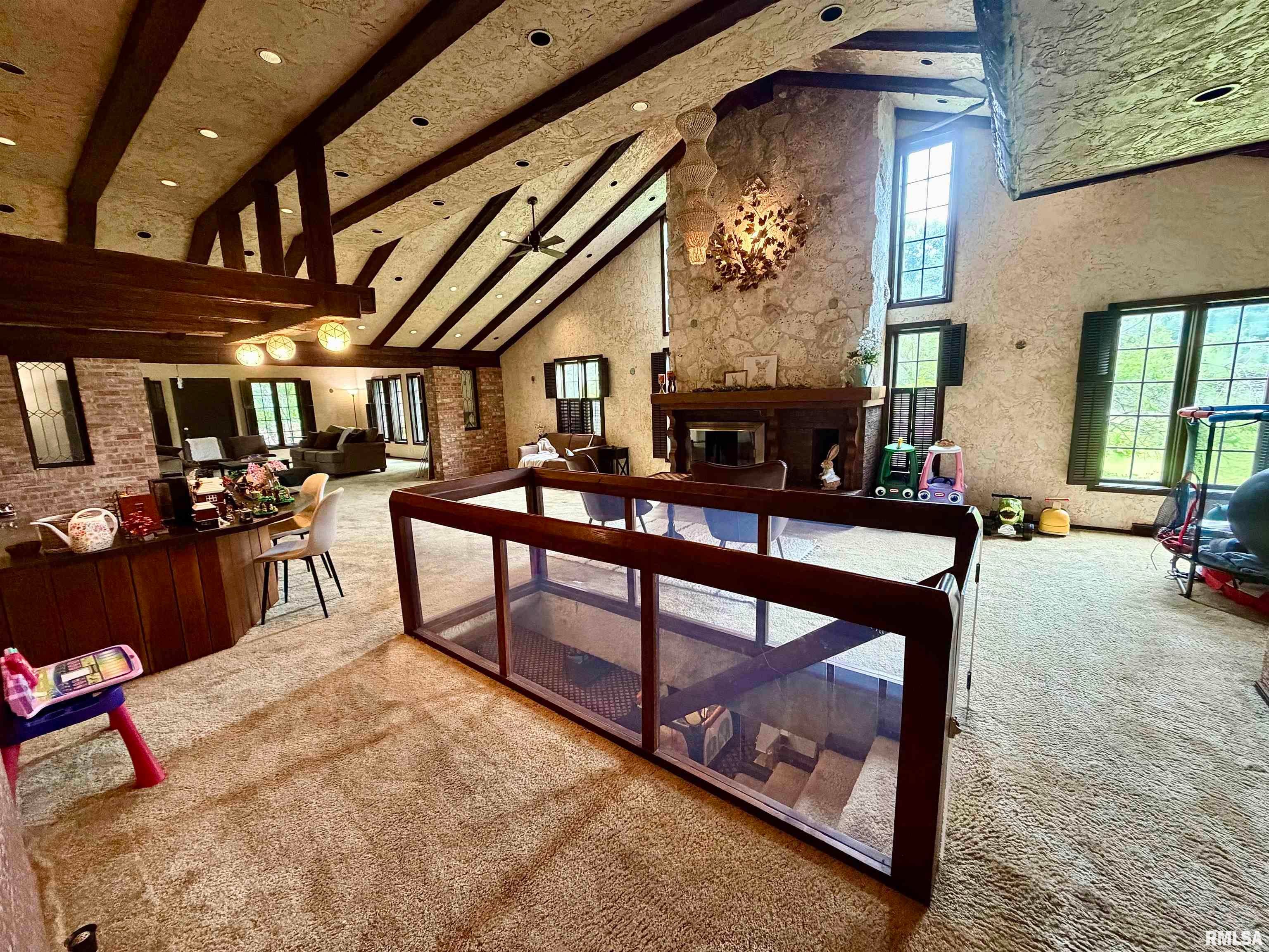 10 Rye Court, Macomb, IL 61455 — photo 2