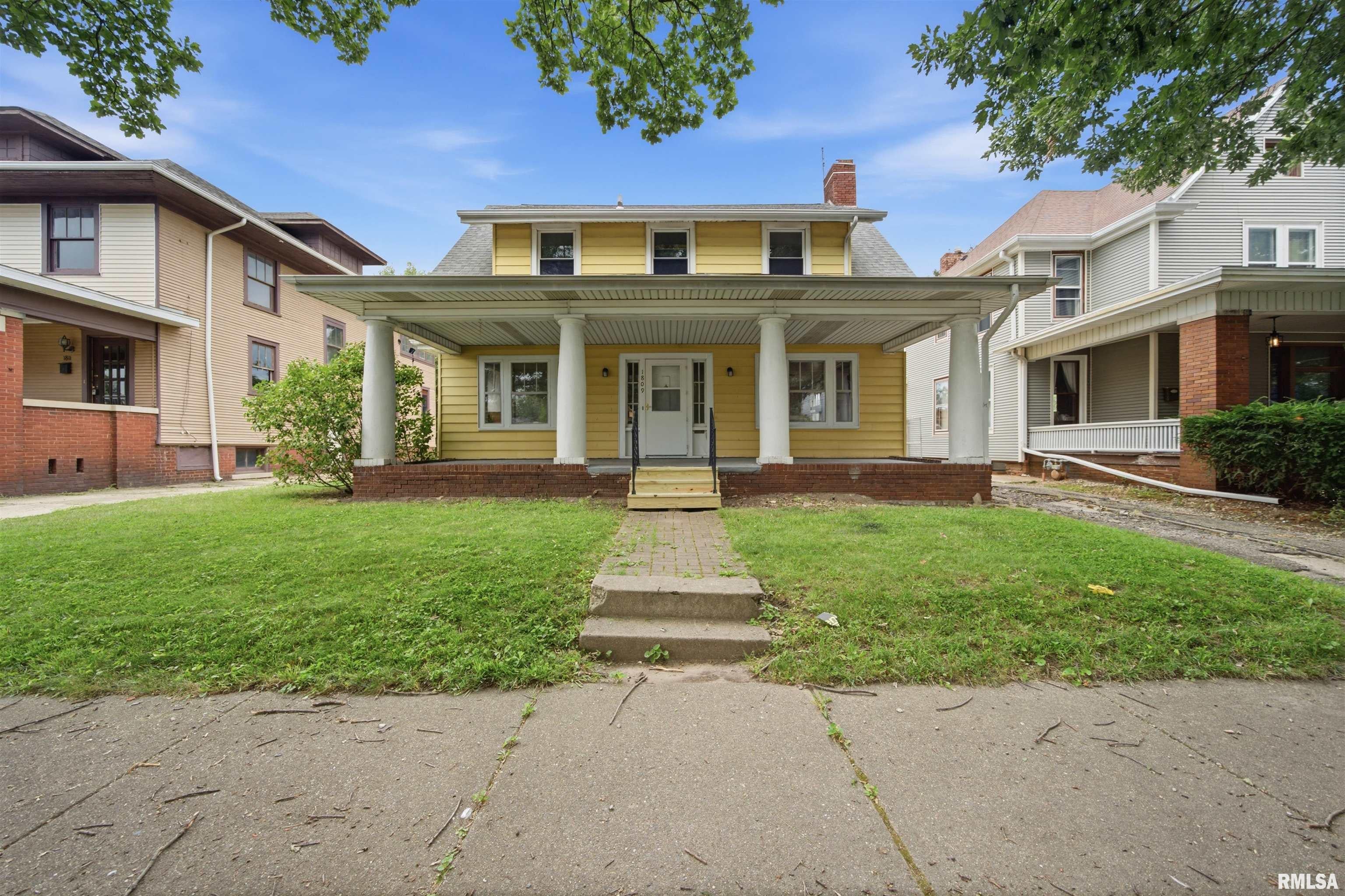 1809 W Ayres Avenue — photo