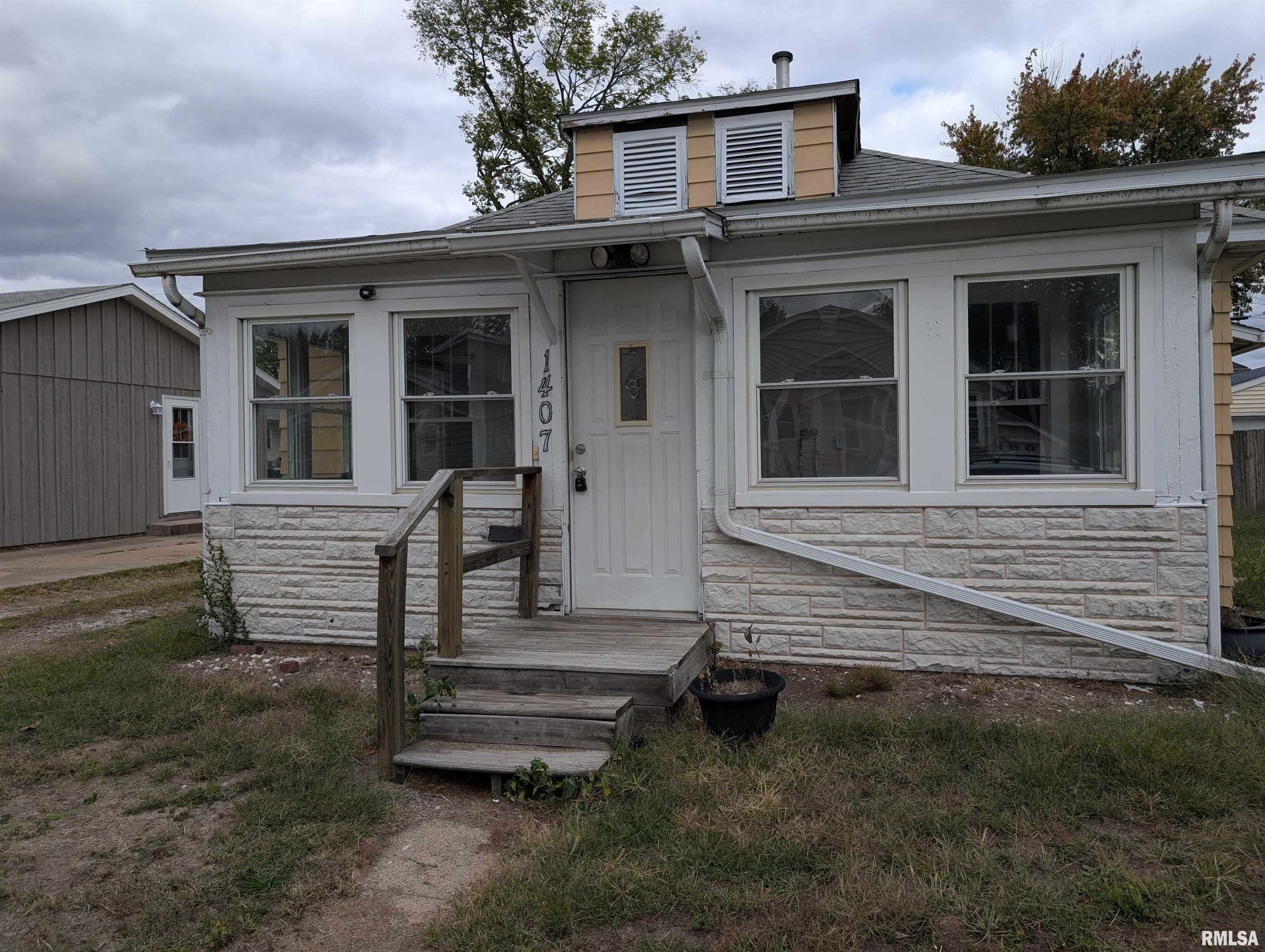1407 Martha Street — photo