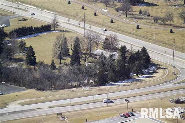 7820 N Allen Road — photo