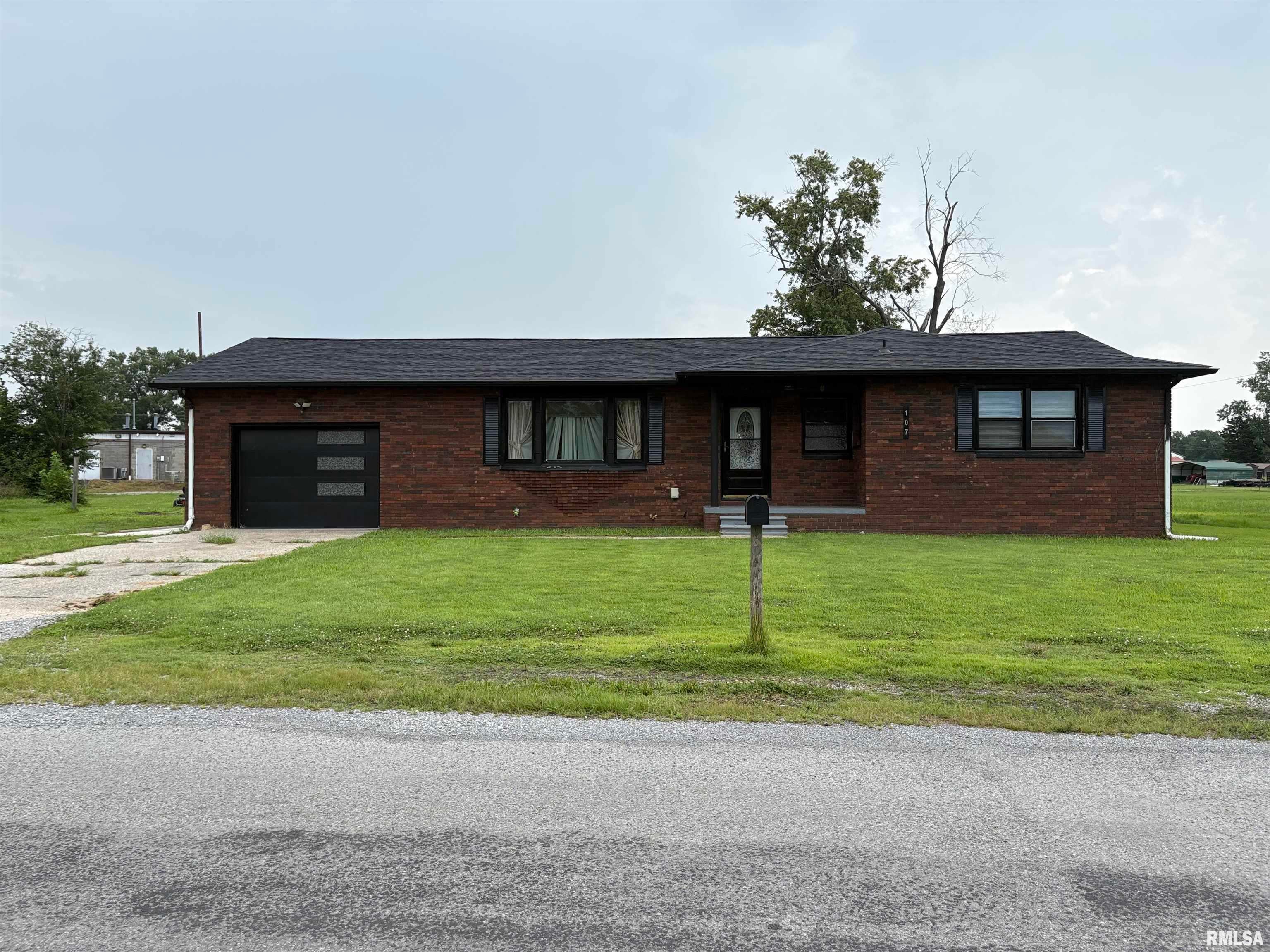 107 Deborann Drive — photo