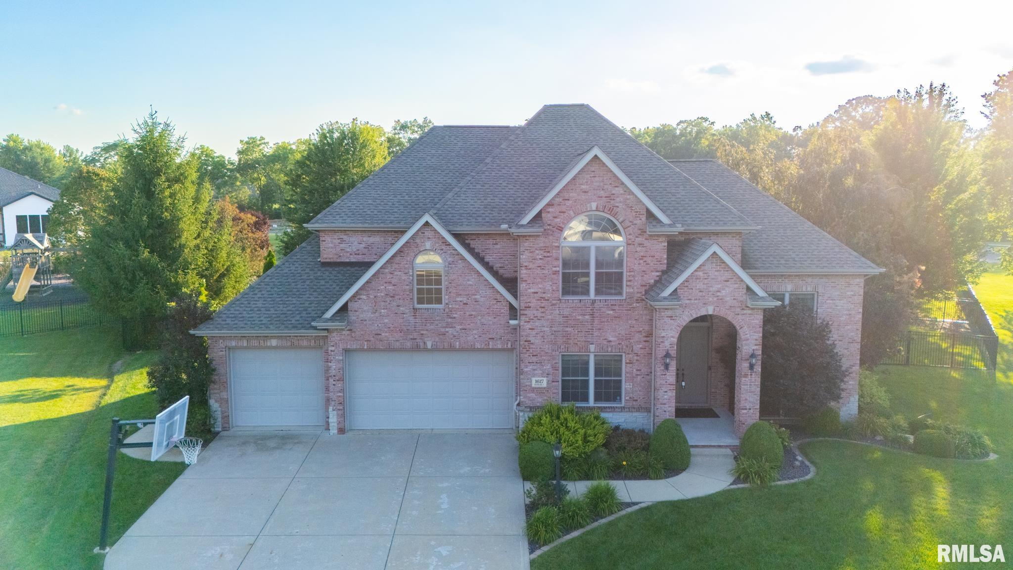 1617 Grandlake Court — photo