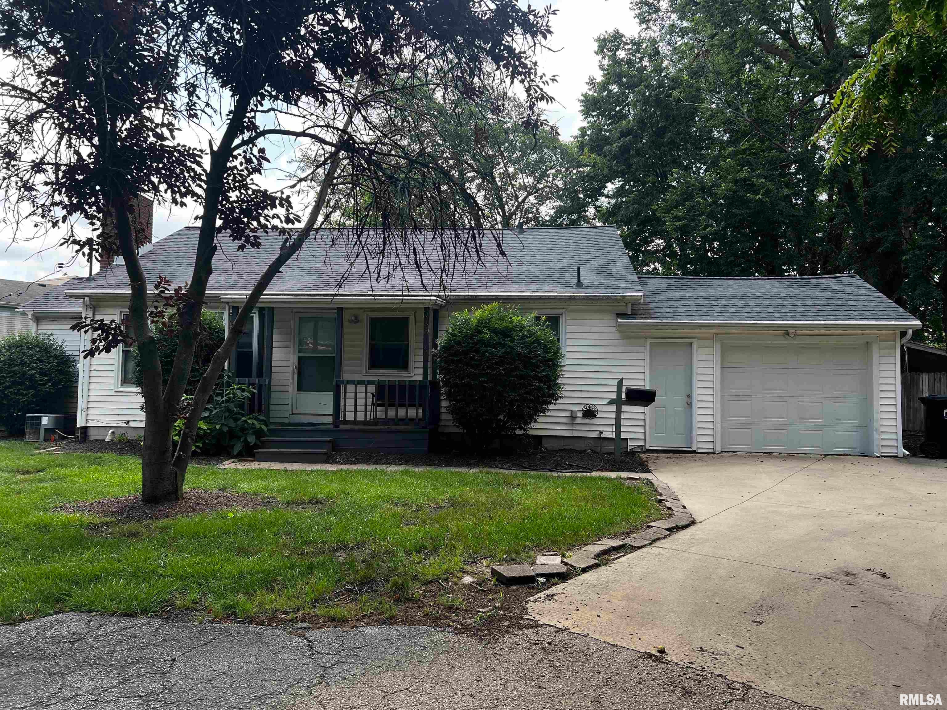 505 1/2 Bowles Drive — photo