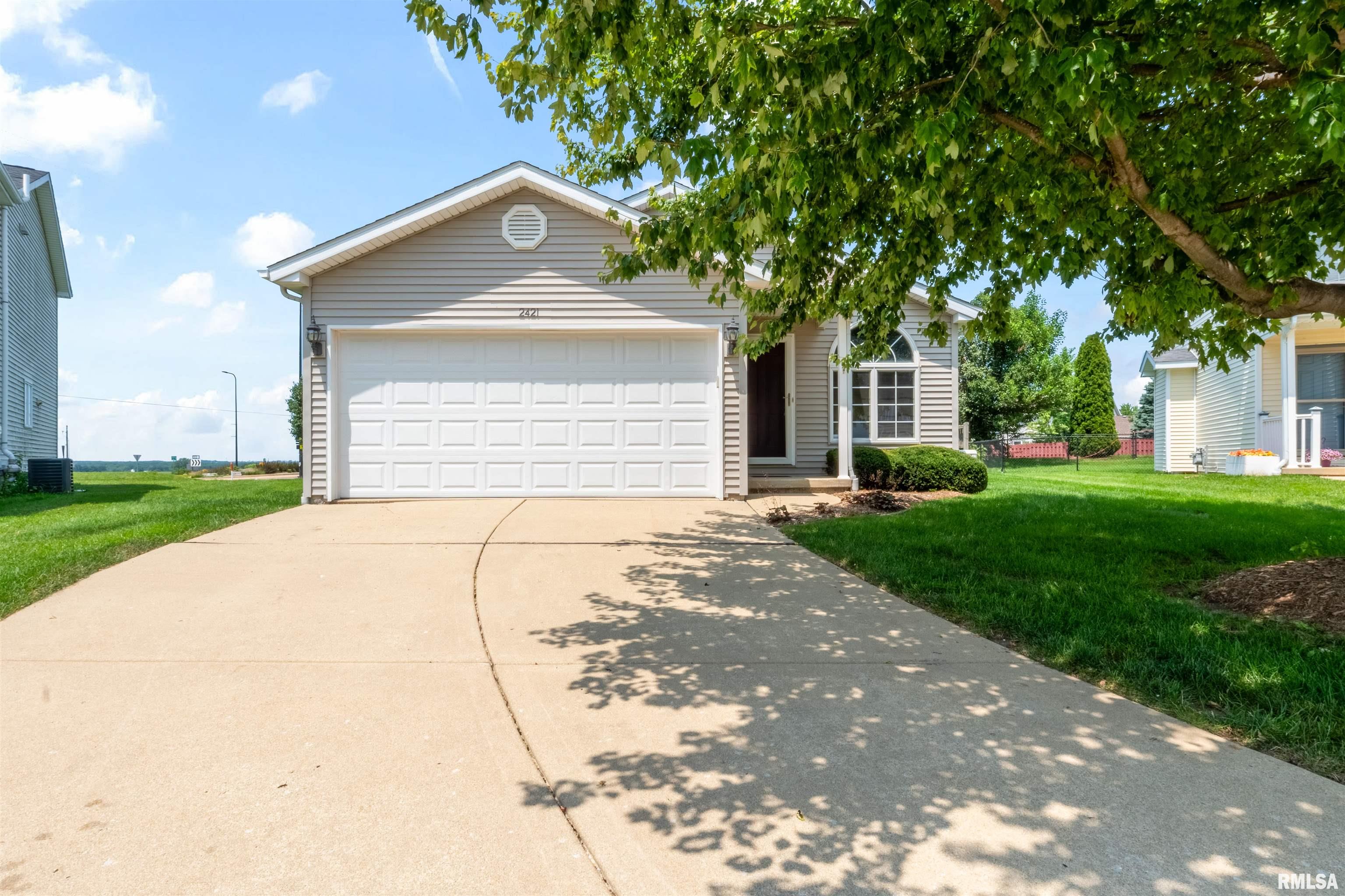 2421 W Jubilee Lane — photo