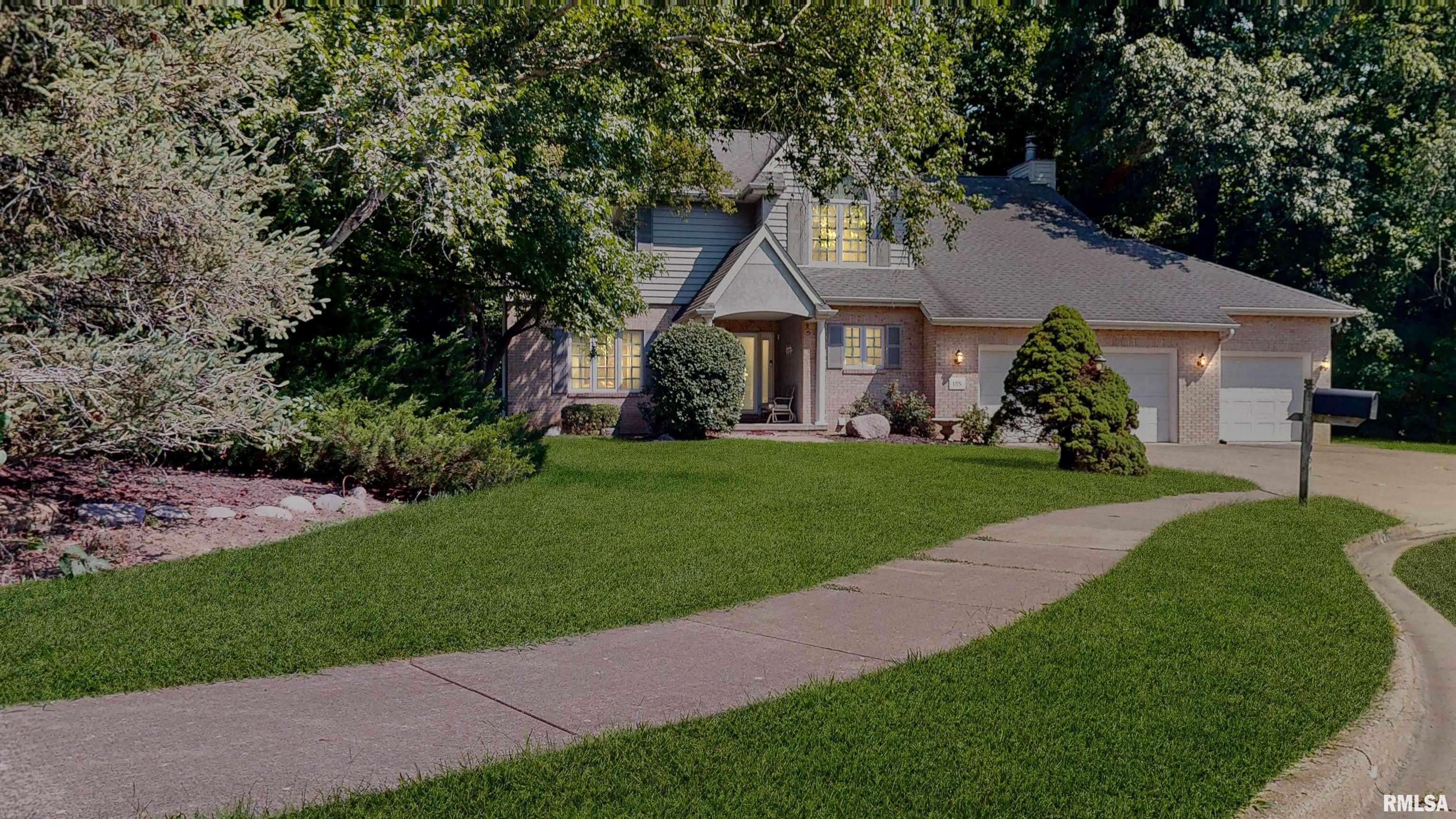 105 Fleur de Lis Court — photo