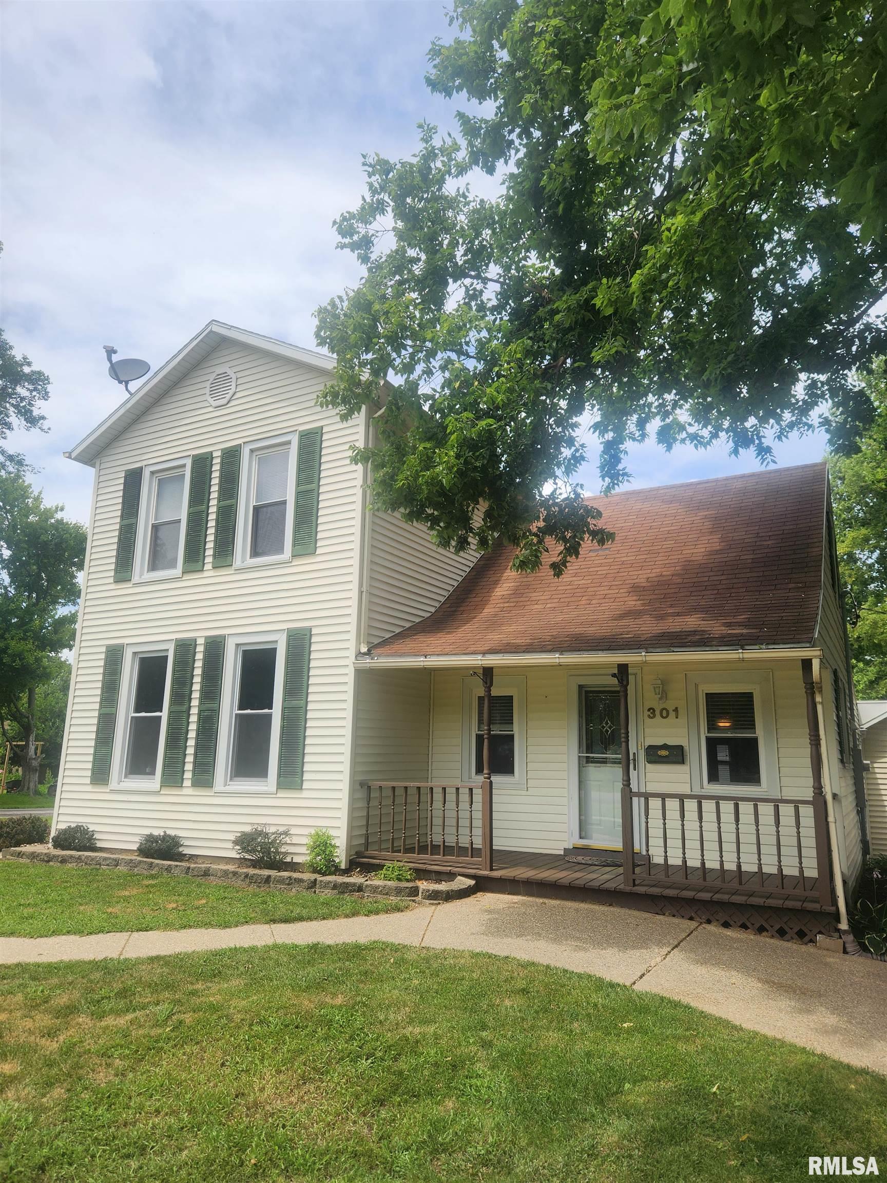 301 E Main Street — photo