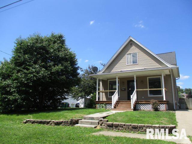 572 Clark Street — photo