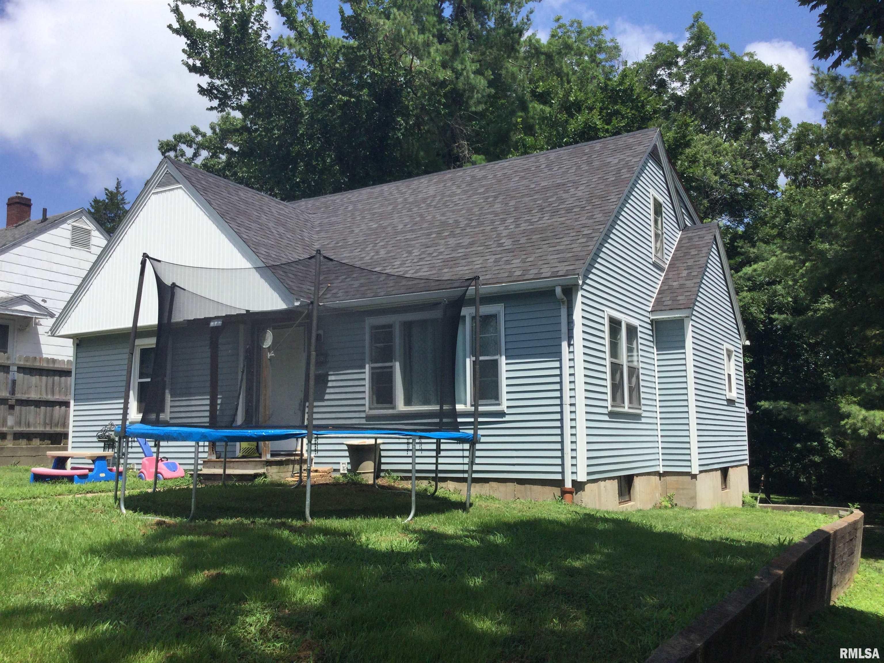 208 W Lewis Street — photo