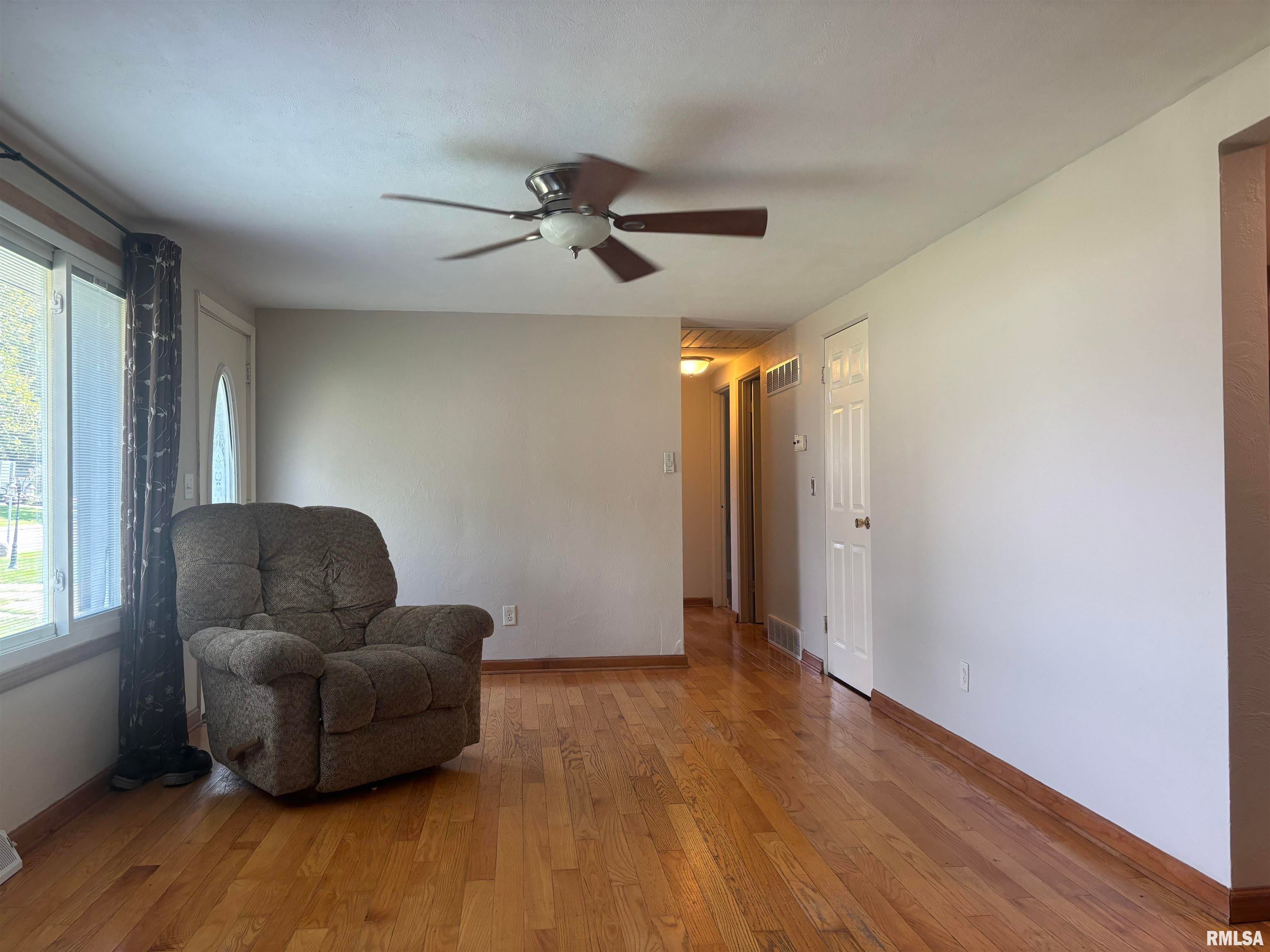 102 W RIO Drive, Washington, IL 61571 — photo 3