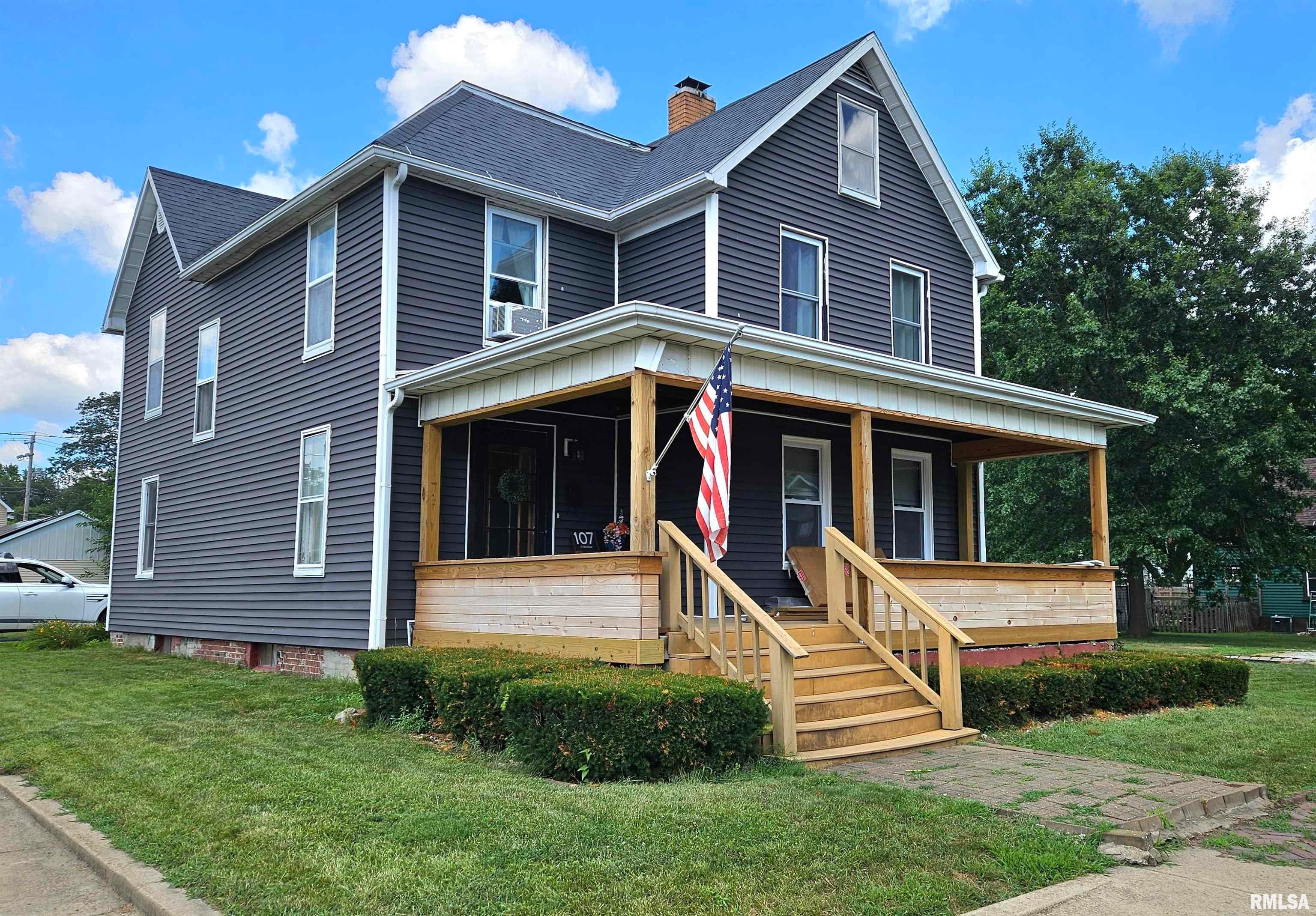 107 E Olive Street — photo