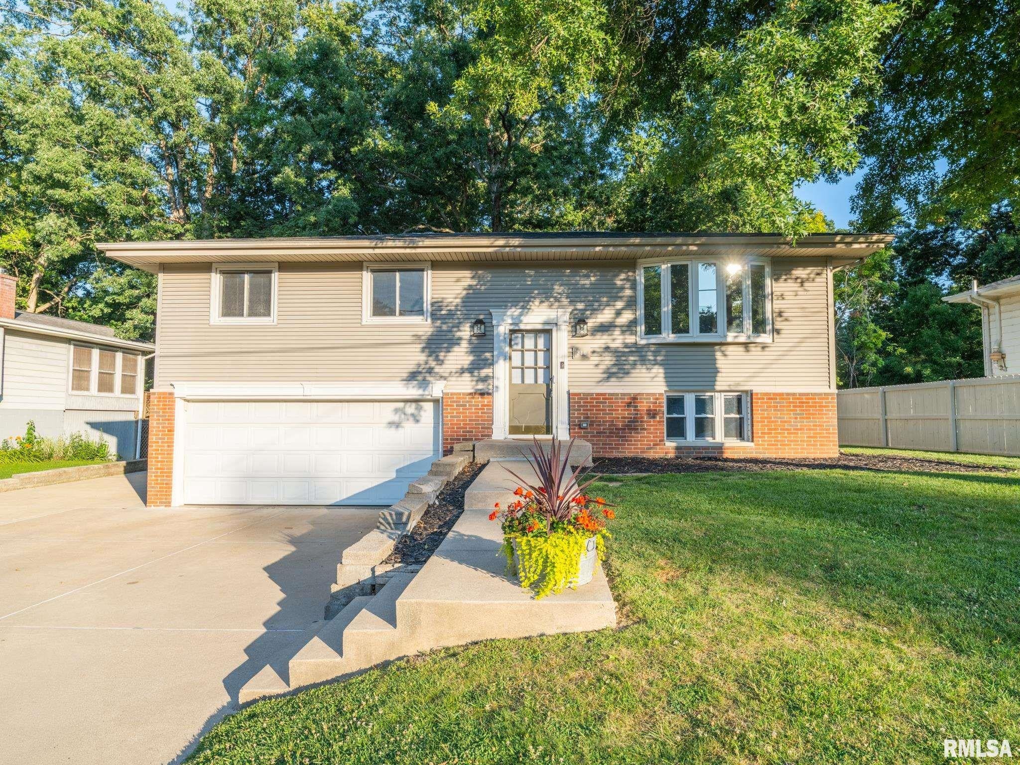 210 Rainbow Drive — photo