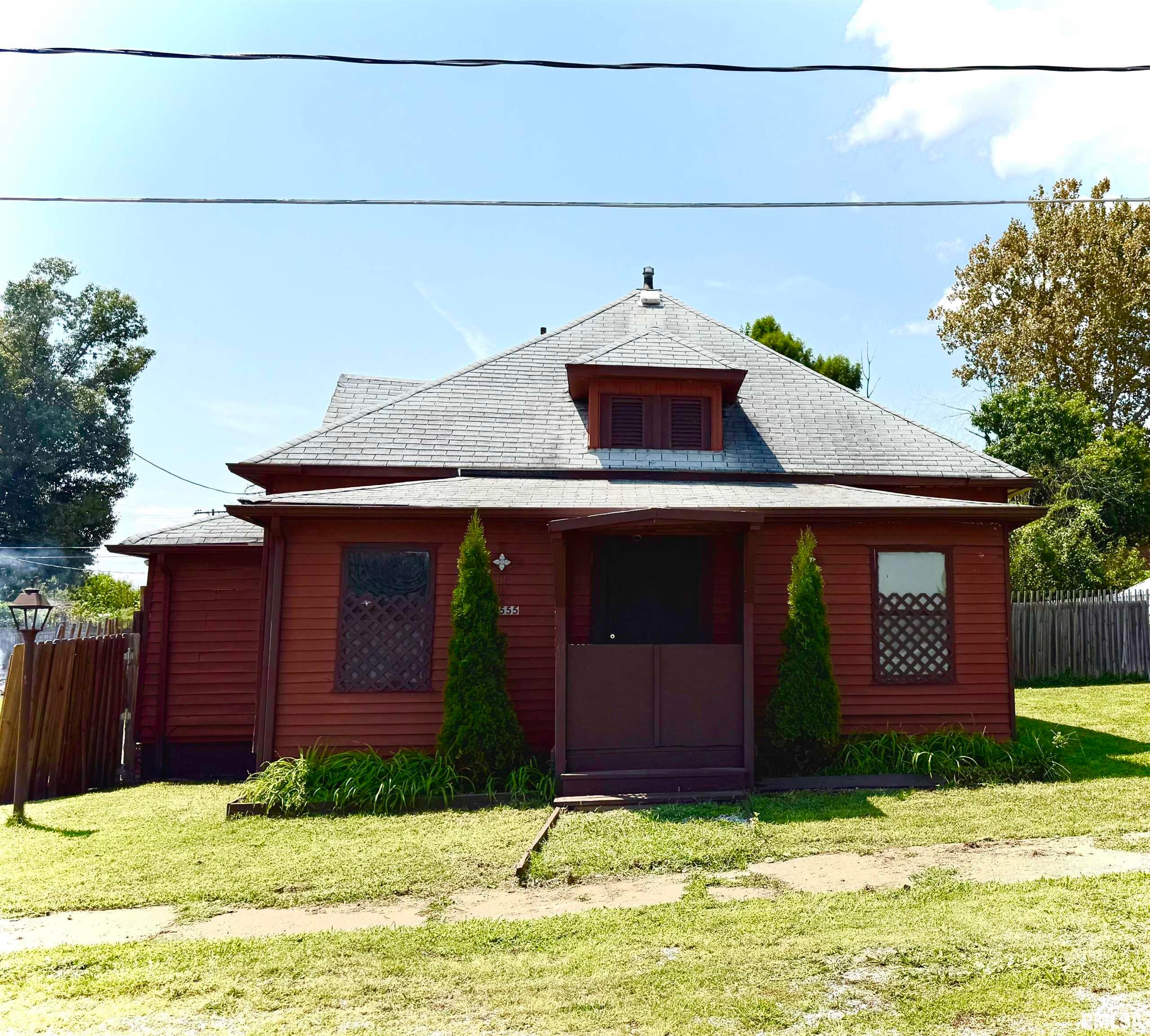 1555 Reed Street — photo