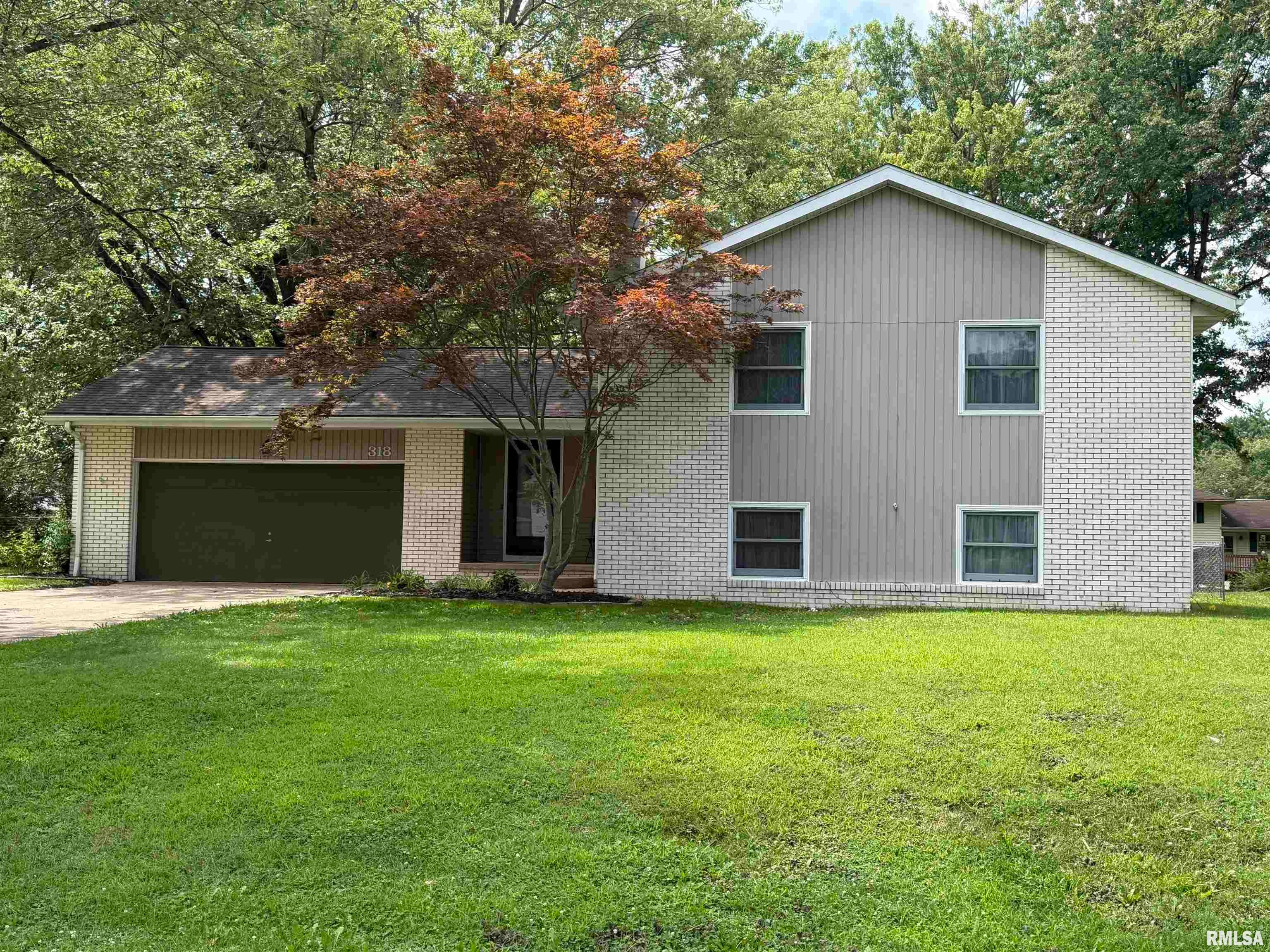 318 Meadow Drive — photo