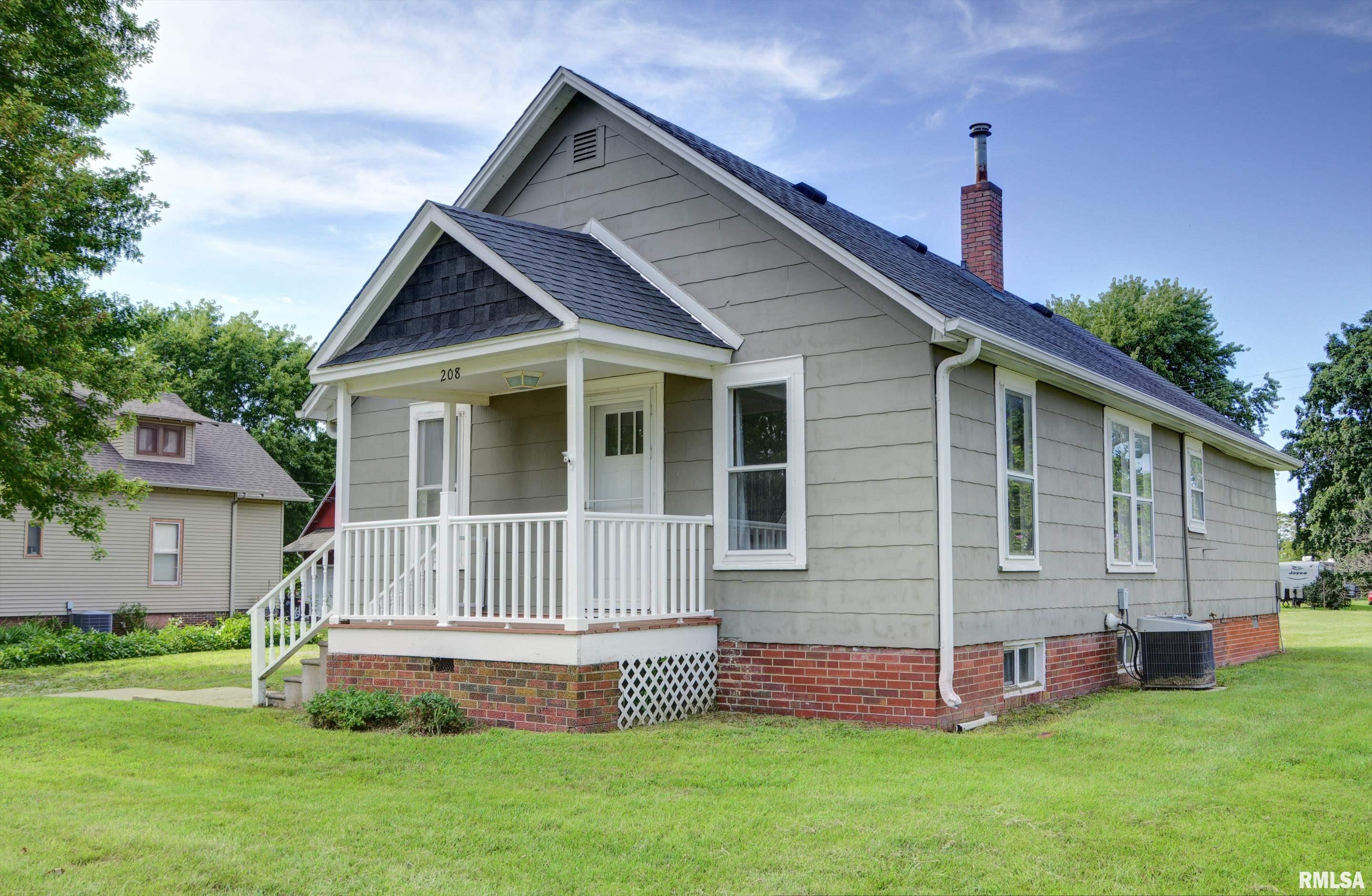 208 E MAIN Street, Industry, IL 61440 — photo 2