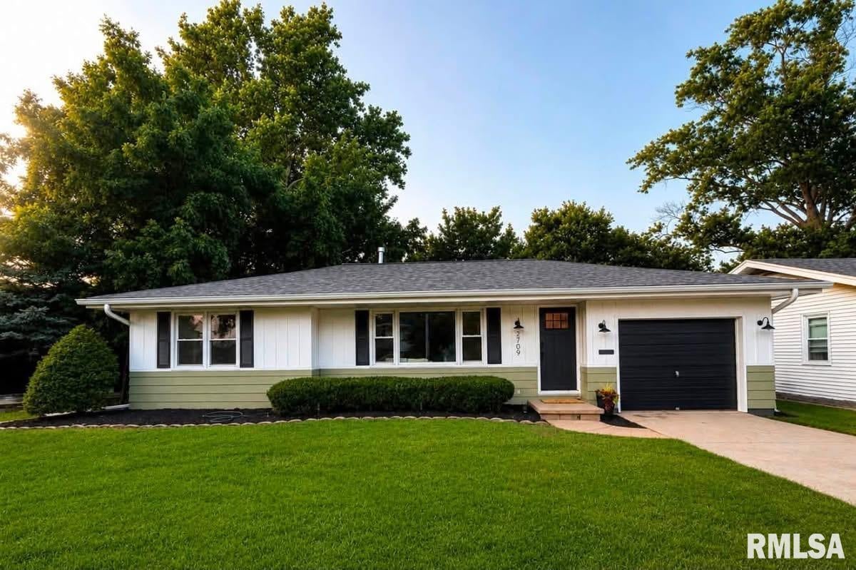 2709 W Huntington Drive — photo