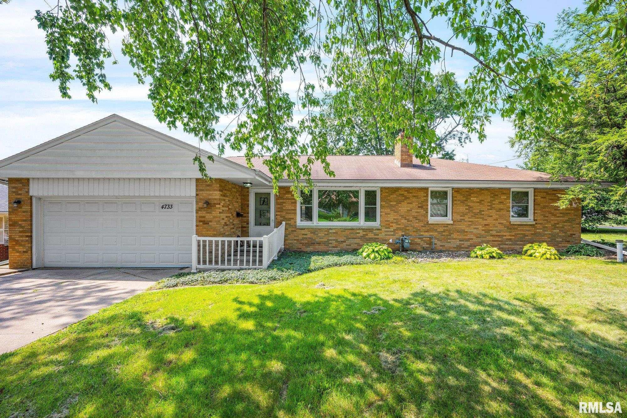 4733 N Laurel Drive — photo