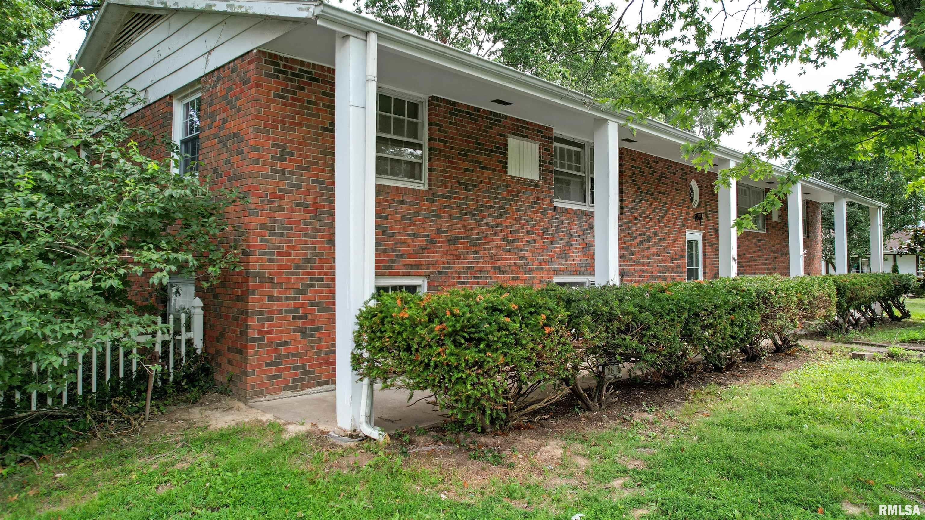 1548 Gary Drive — photo