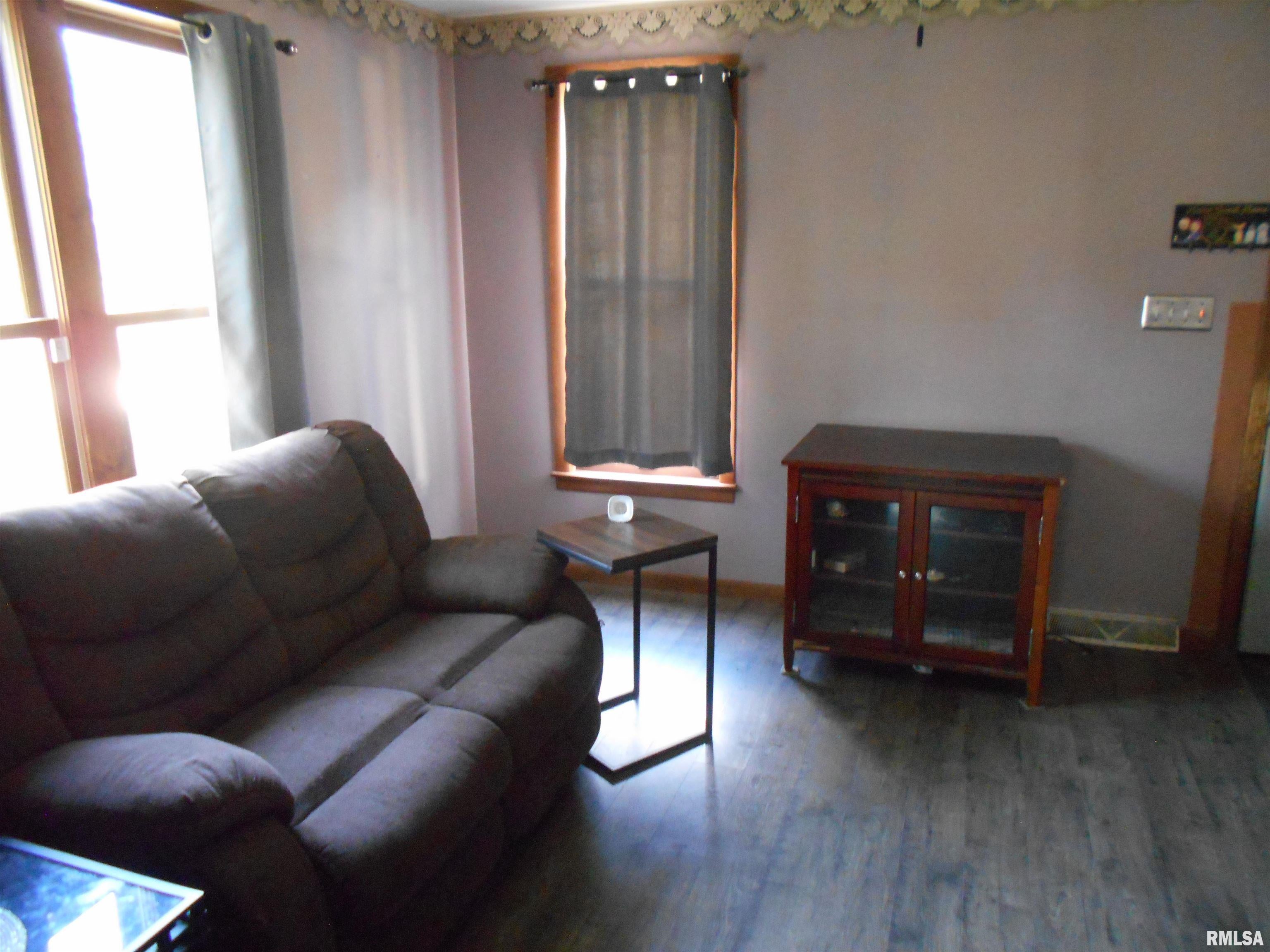 309 E FRANKLIN Street, Macomb, IL 61455 — photo 3