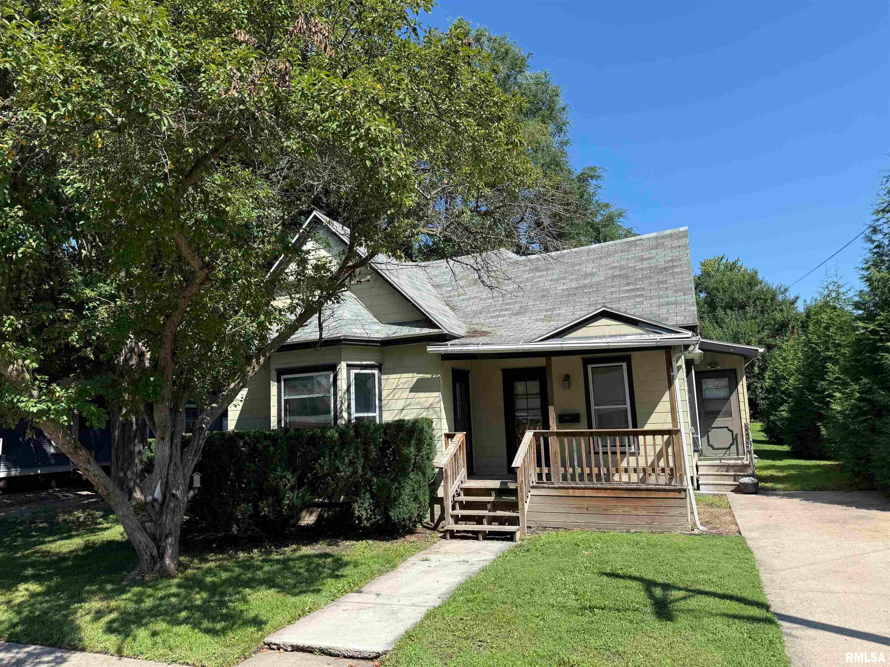 536 W McDonough Street — photo