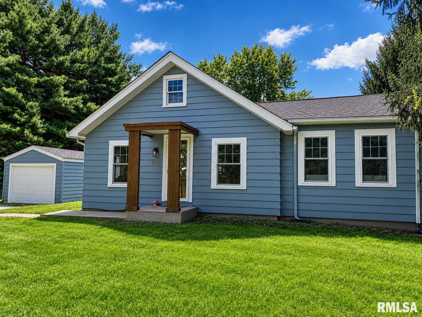 1704 W Blackberry Lane — photo