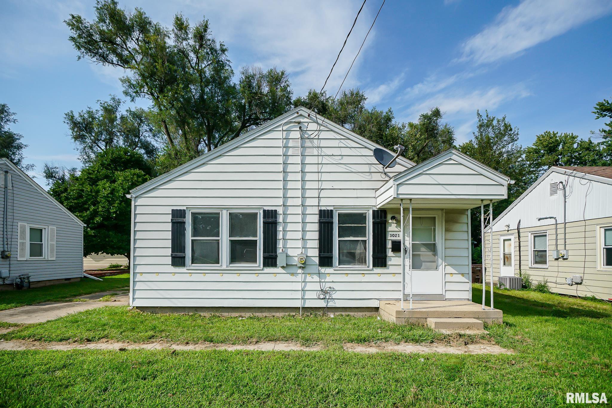 3021 W Proctor Street — photo