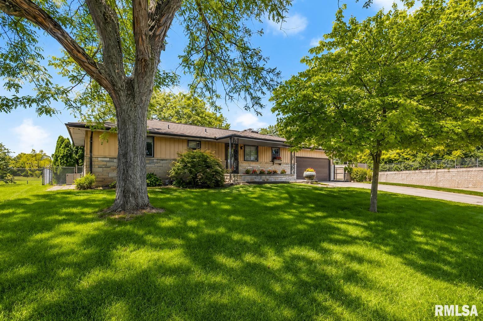128 Donald Court — photo