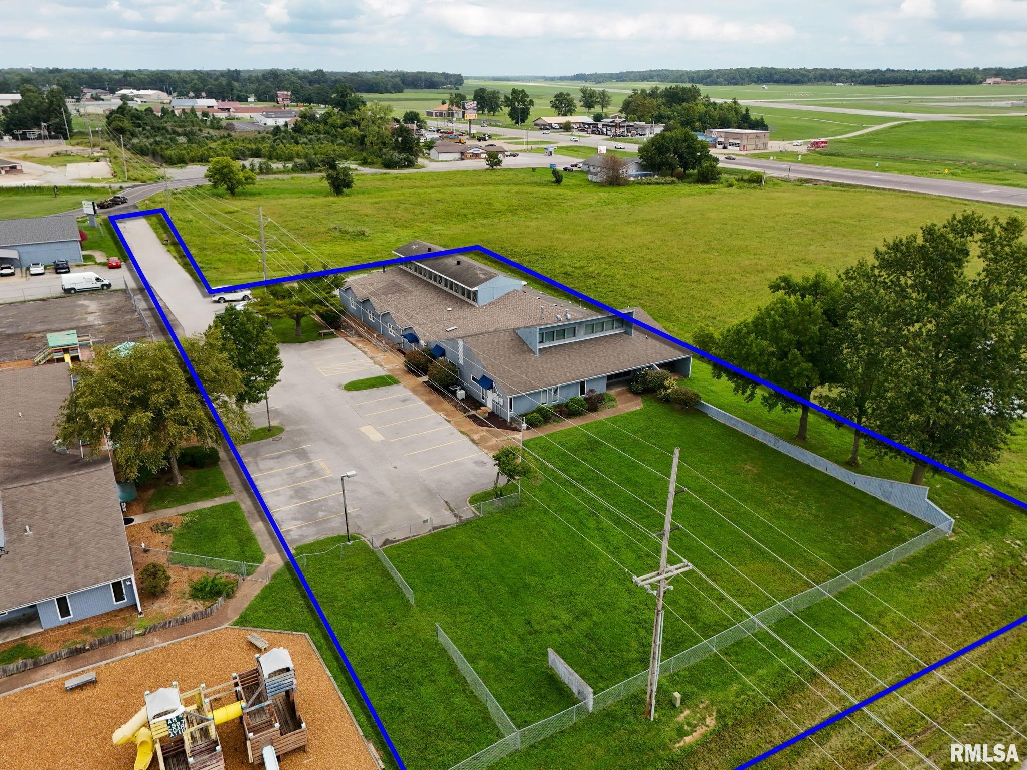 204 Rushing Drive, Herrin, IL 62948 — photo 3