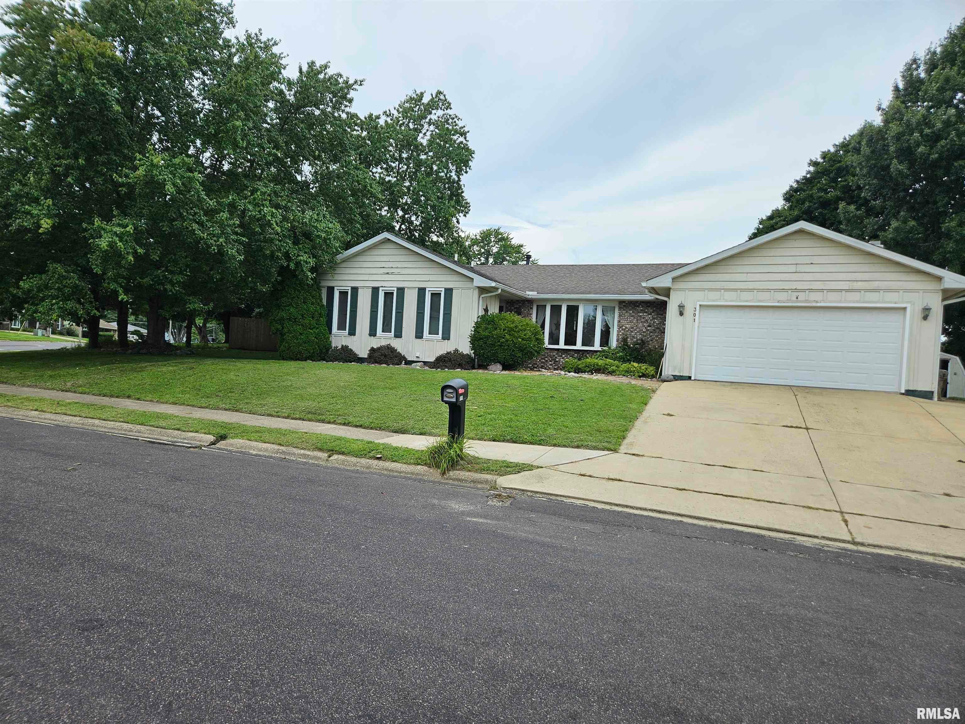 301 Maple Park Drive — photo
