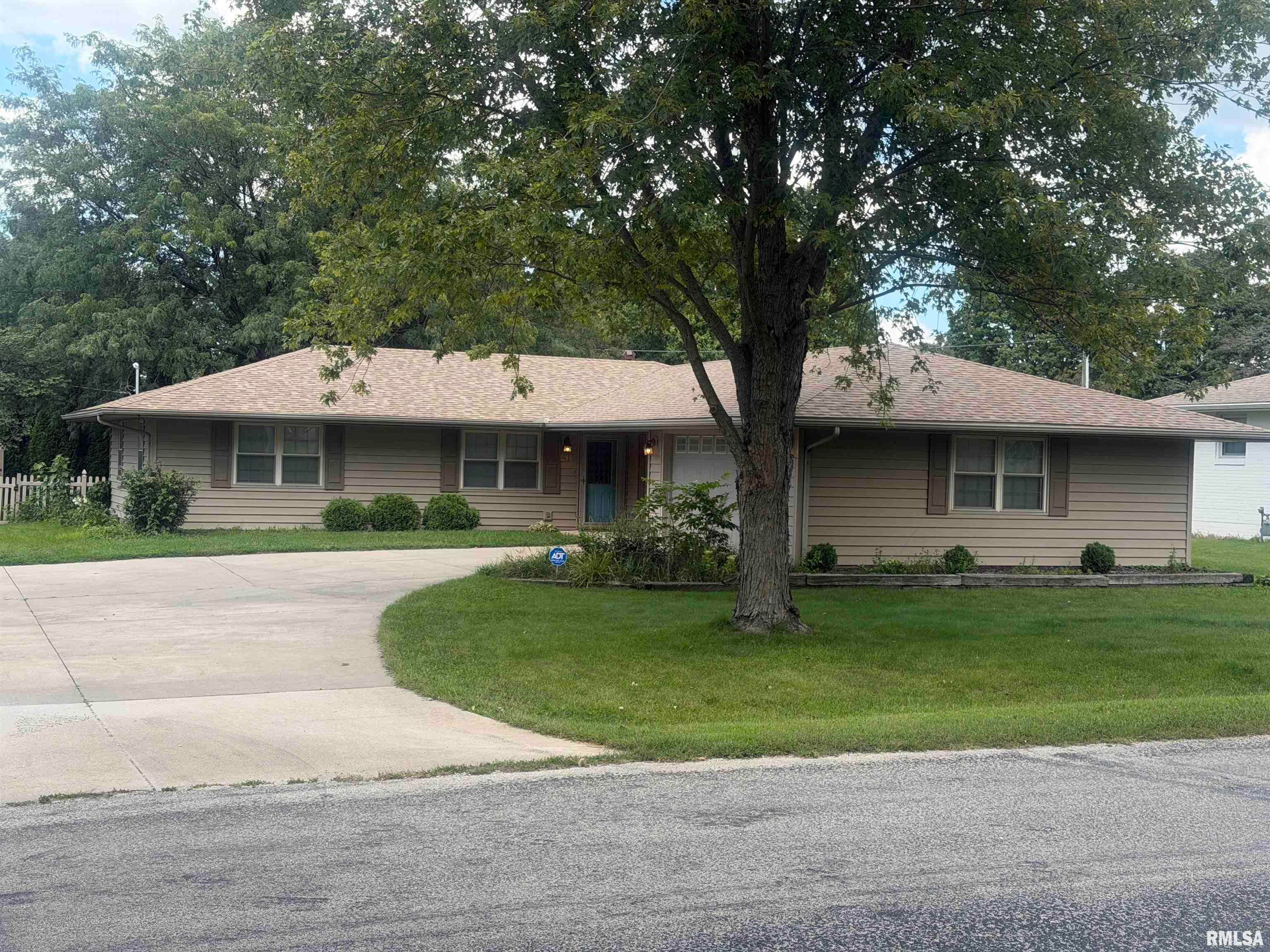 417 W Monroe Street — photo