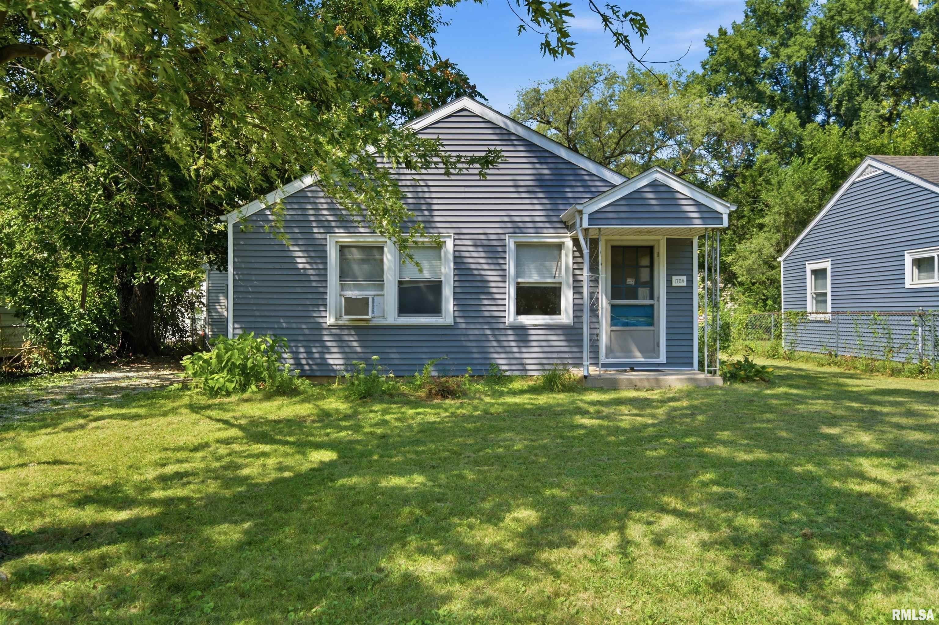 1705 N Bourland Avenue — photo