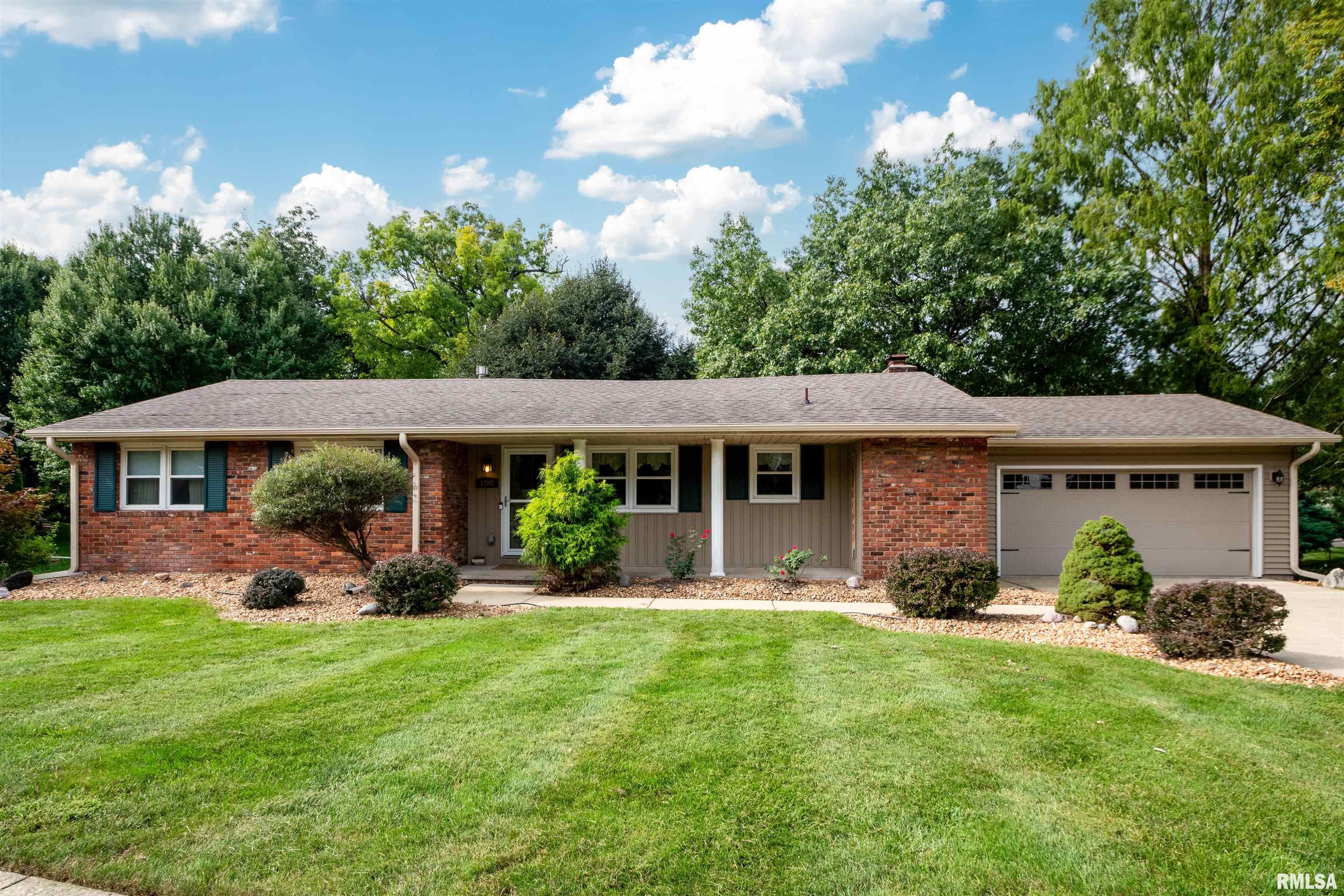 1808 Oakwood Drive — photo